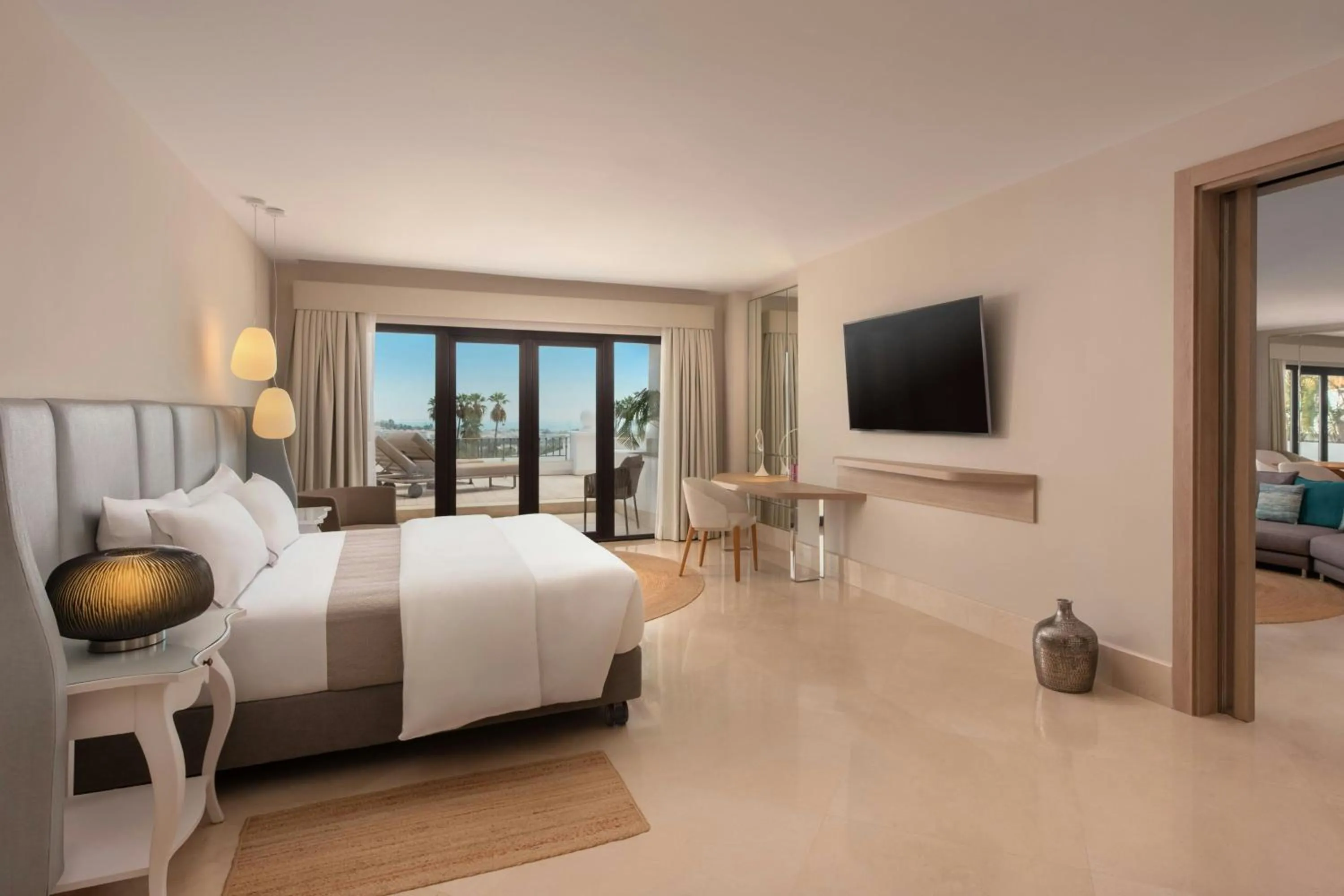 Bedroom, Bed in The Westin La Quinta Golf Resort & Spa, Benahavis, Marbella