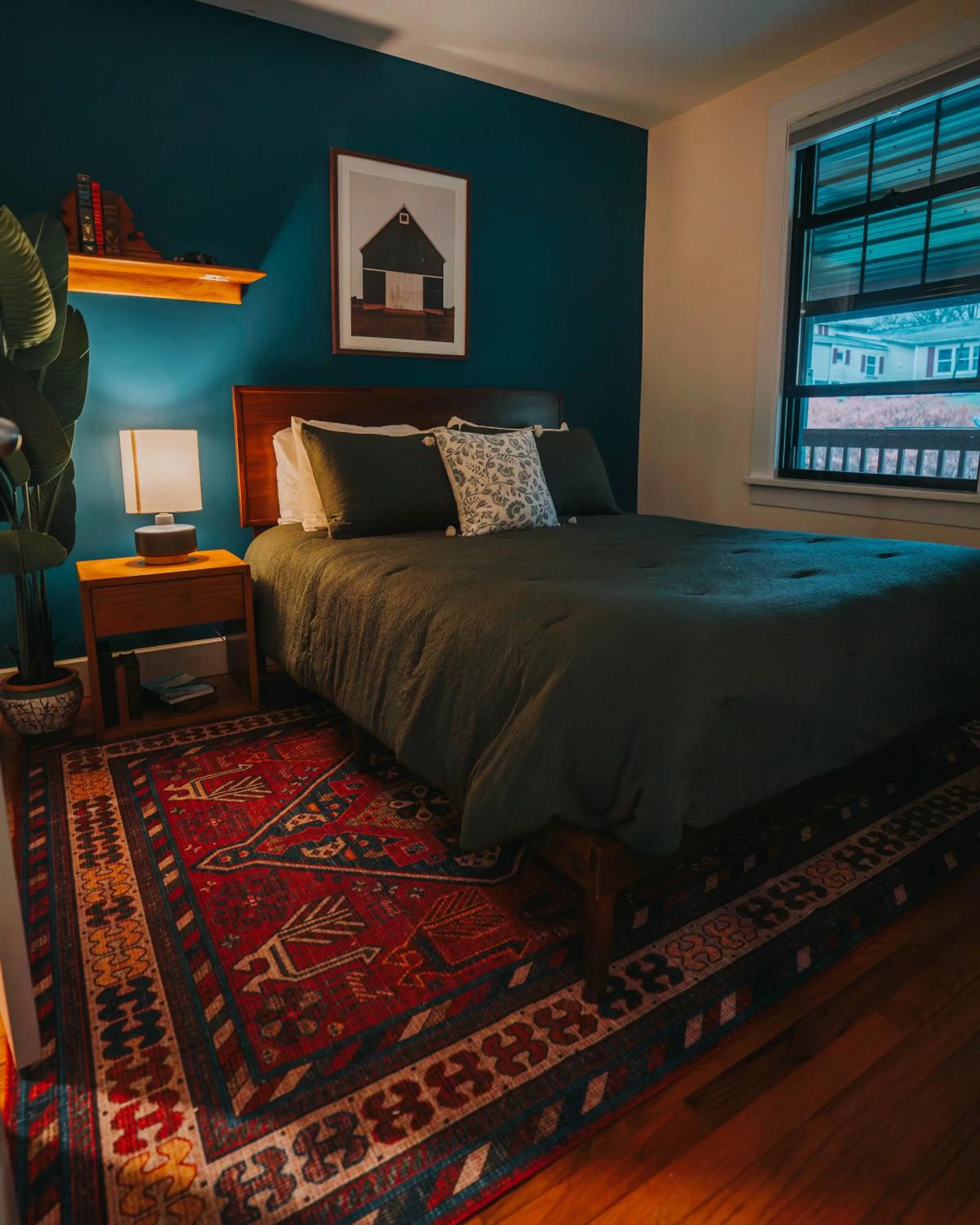 Bed in The Willow, Catskill