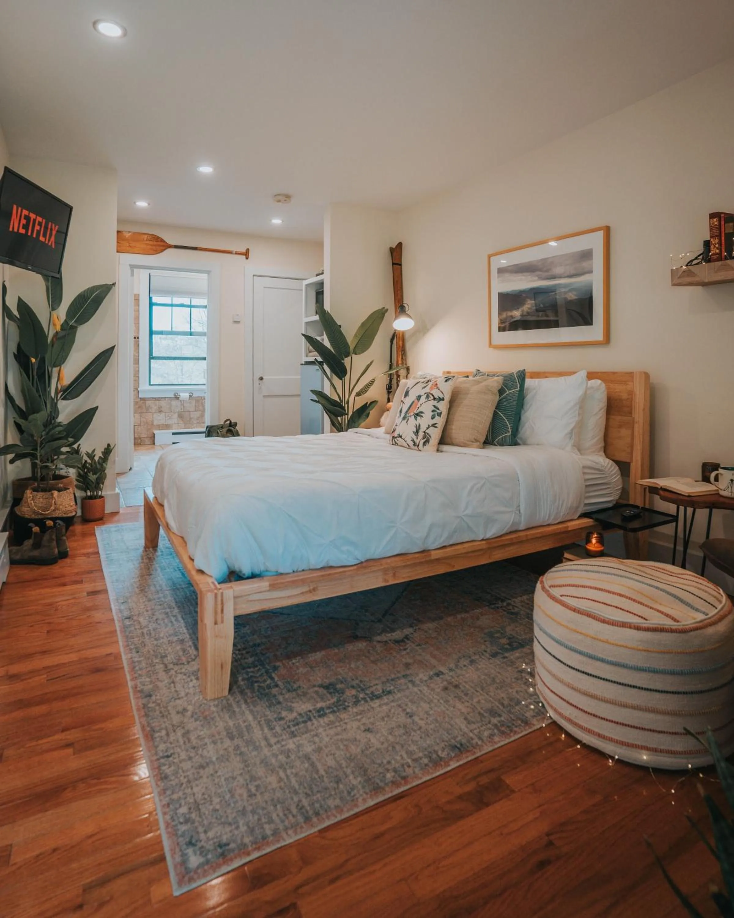 Bed in The Willow, Catskill