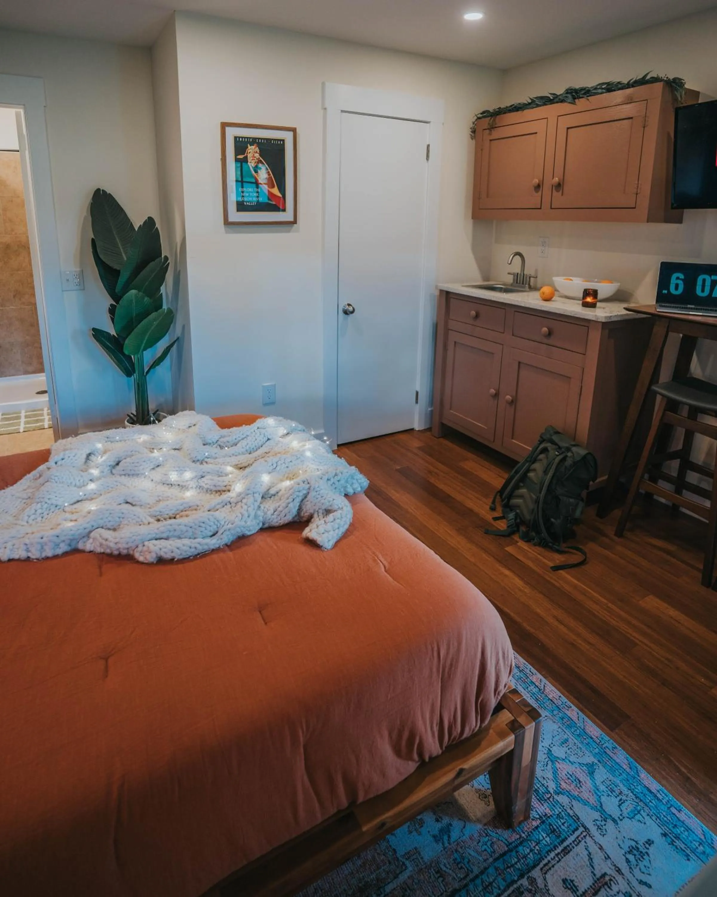 Bed in The Willow, Catskill