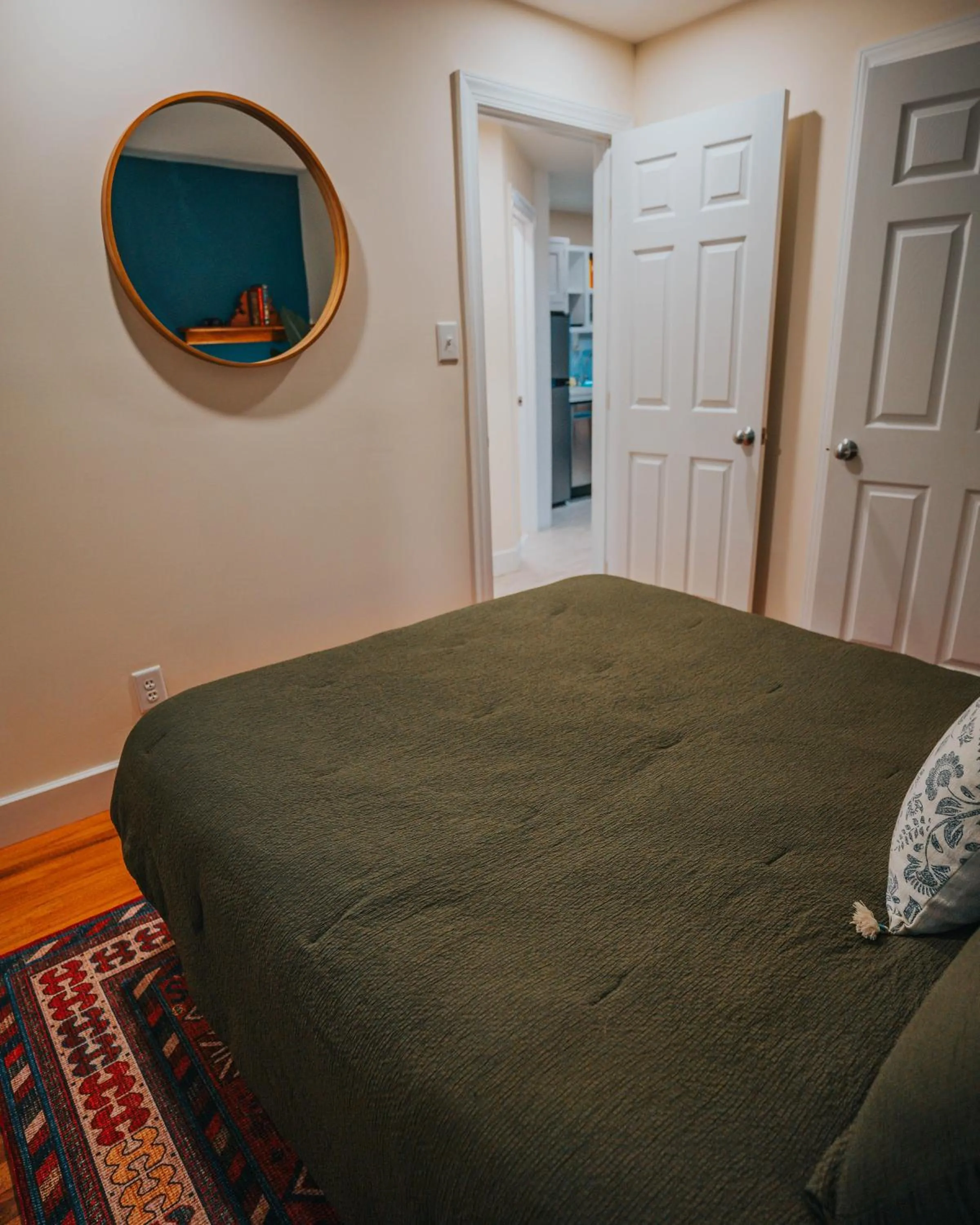 Bed in The Willow, Catskill