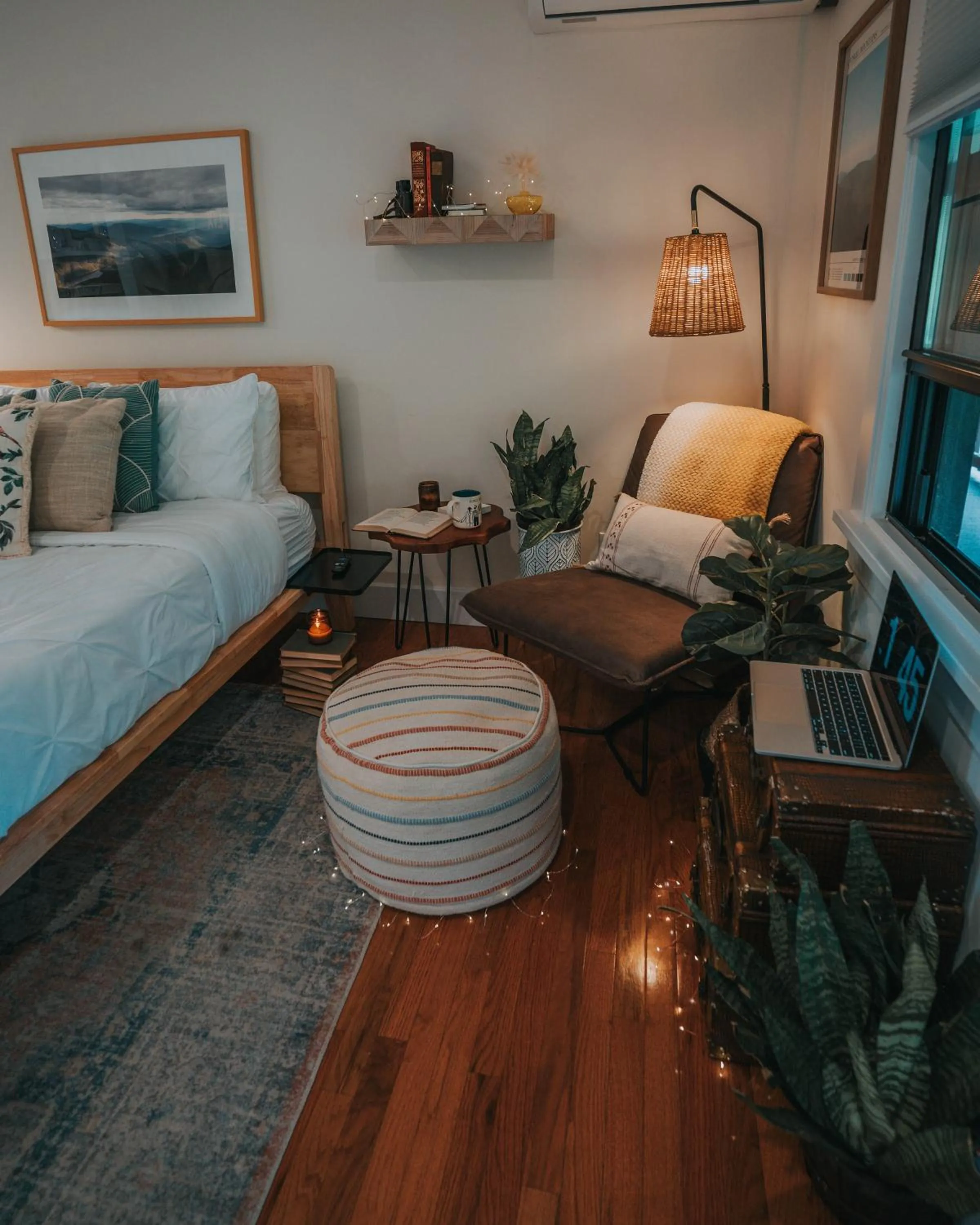 Bed in The Willow, Catskill