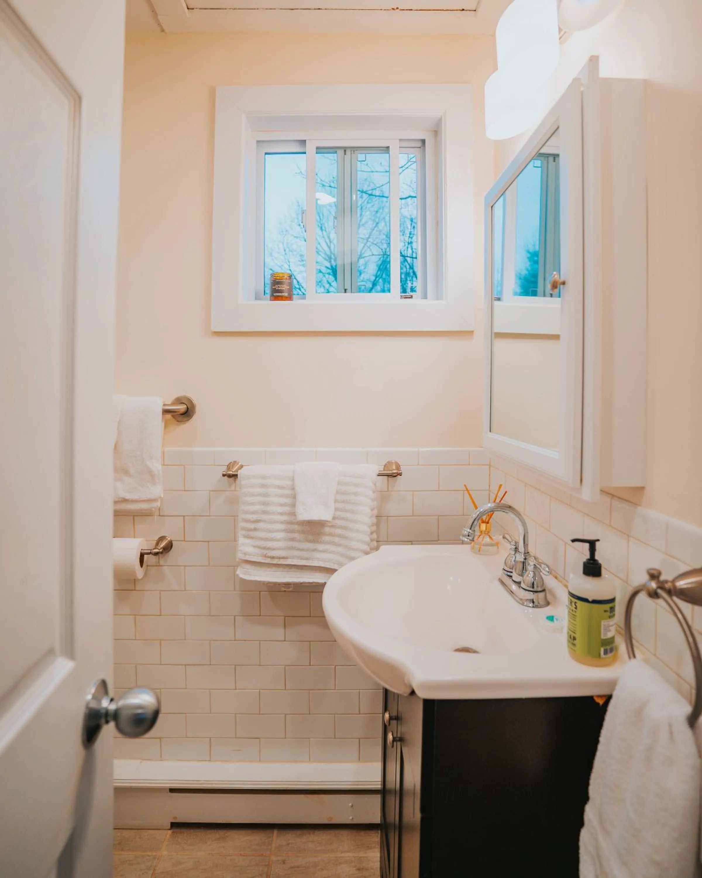 Bathroom in The Willow, Catskill