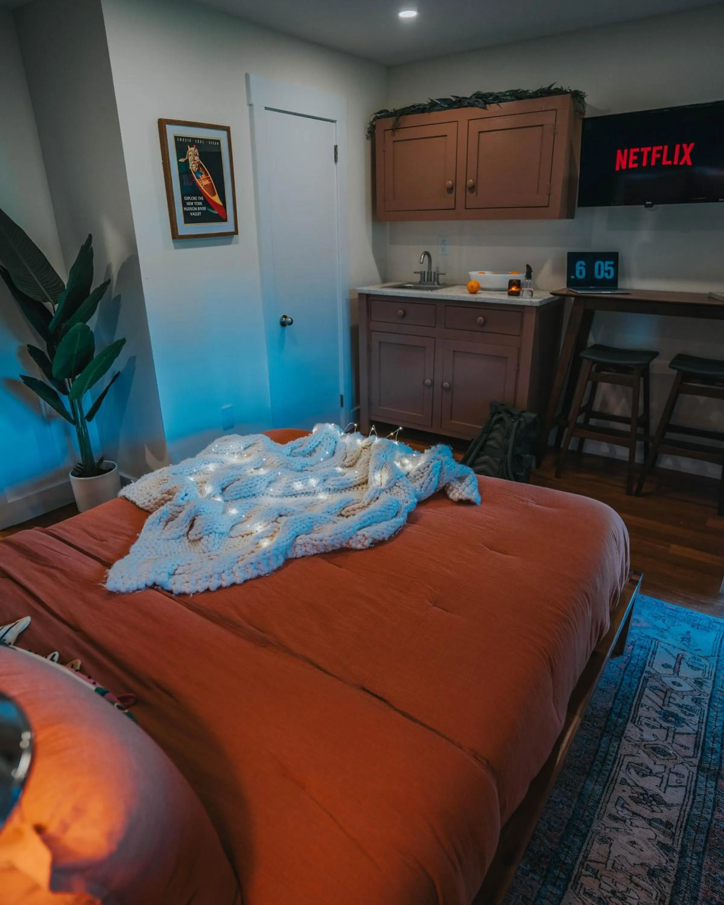 Bed in The Willow, Catskill