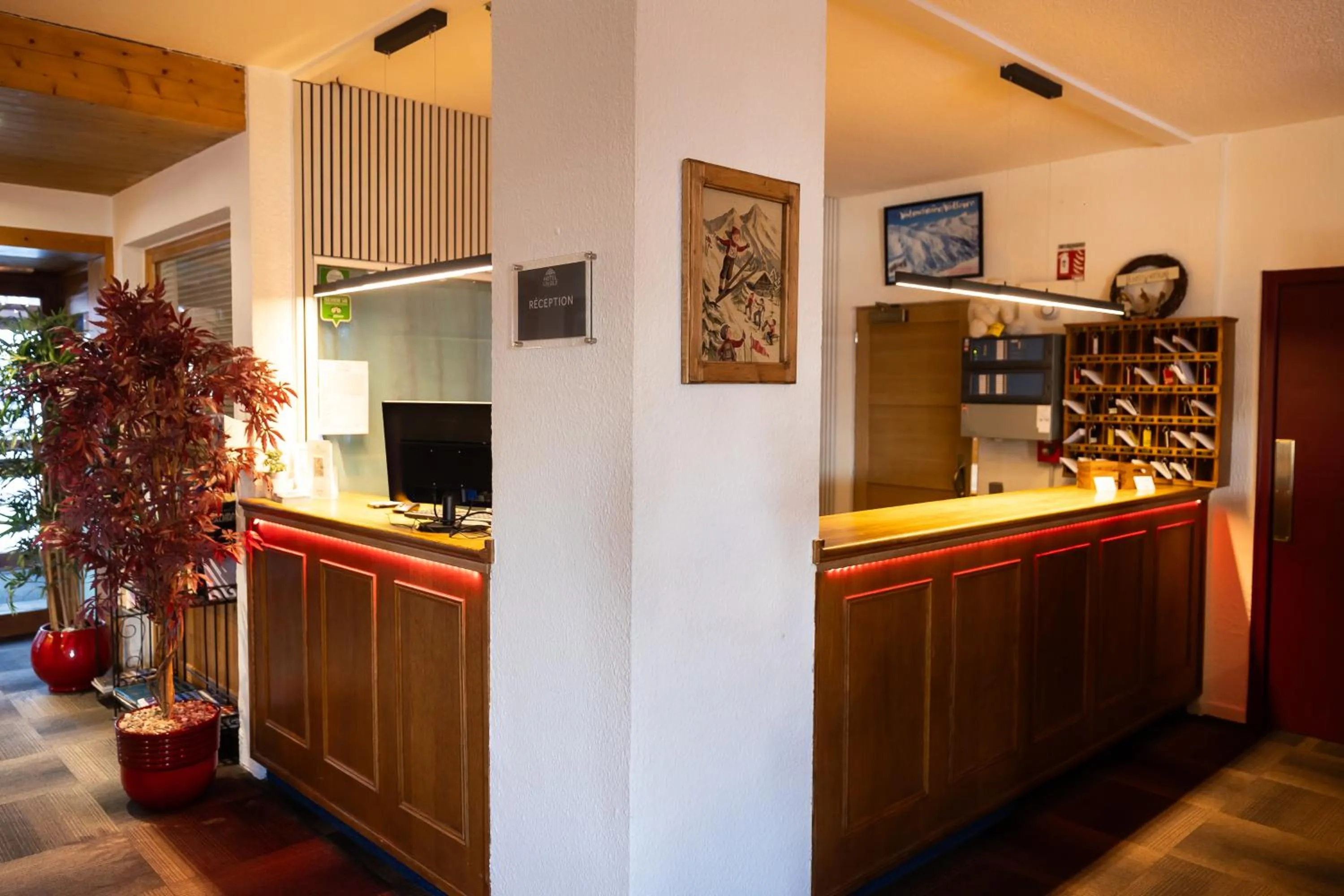 Lobby or reception in Hotel l'Aigle