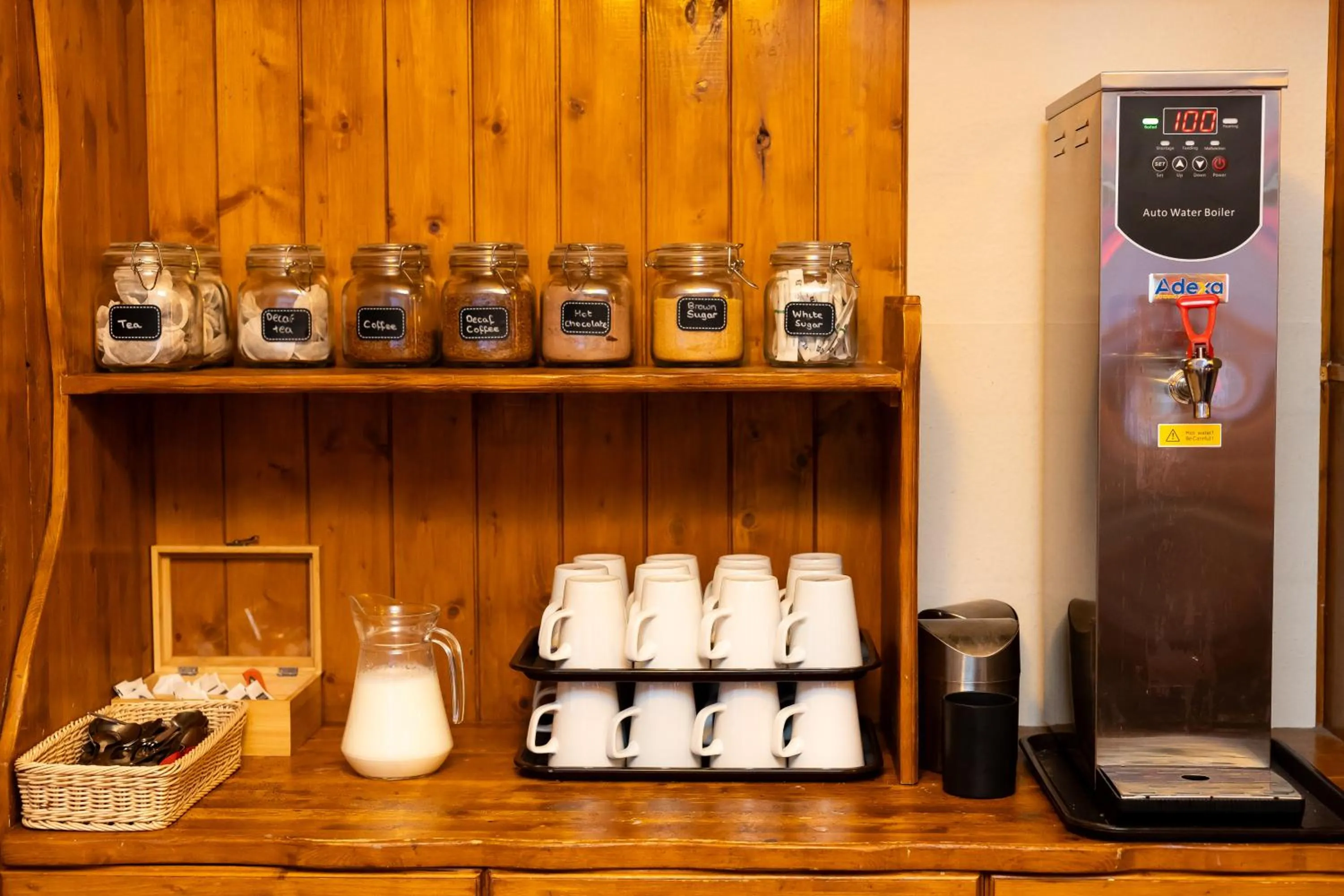 Restaurant/places to eat in Hotel l'Aigle