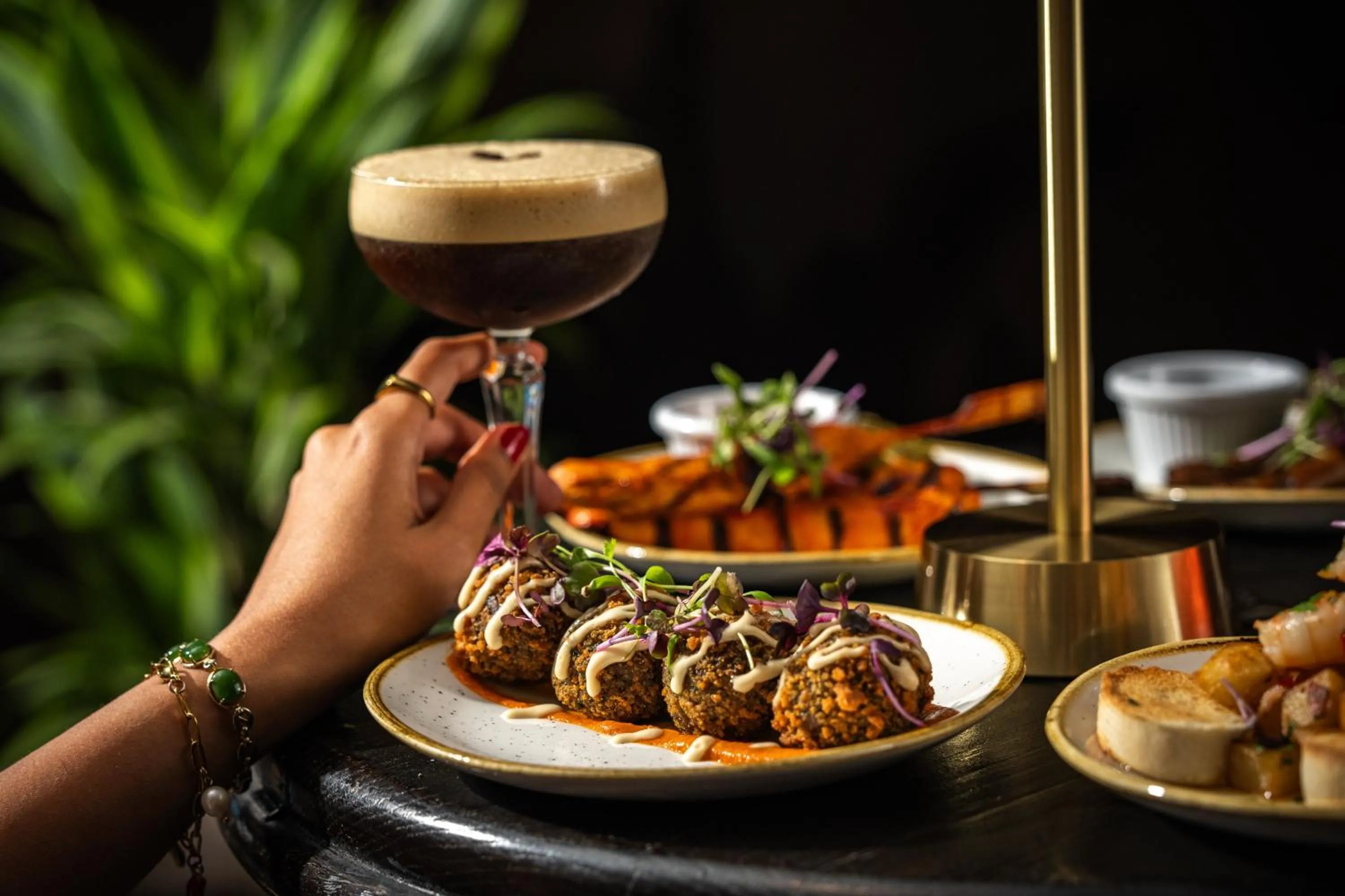 Lounge or bar in President Hotel