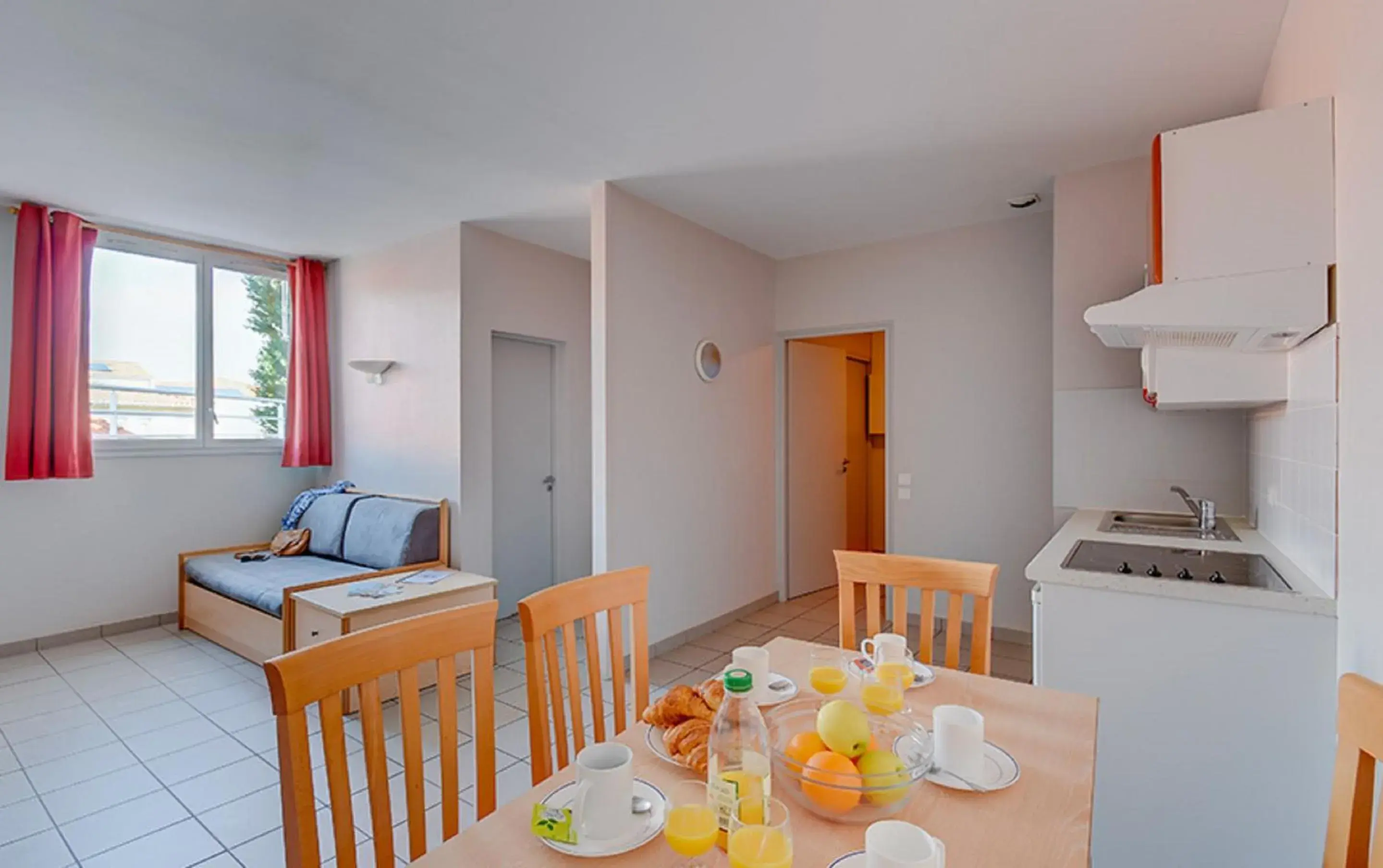 One-Bedroom Apartment with Cabin (6 Adults) in Vacancéole - Résidence de L'Océan One-Bedroom Apartment with Cabin (6 Adults) in Vacancéole - Résidence de L'Océan