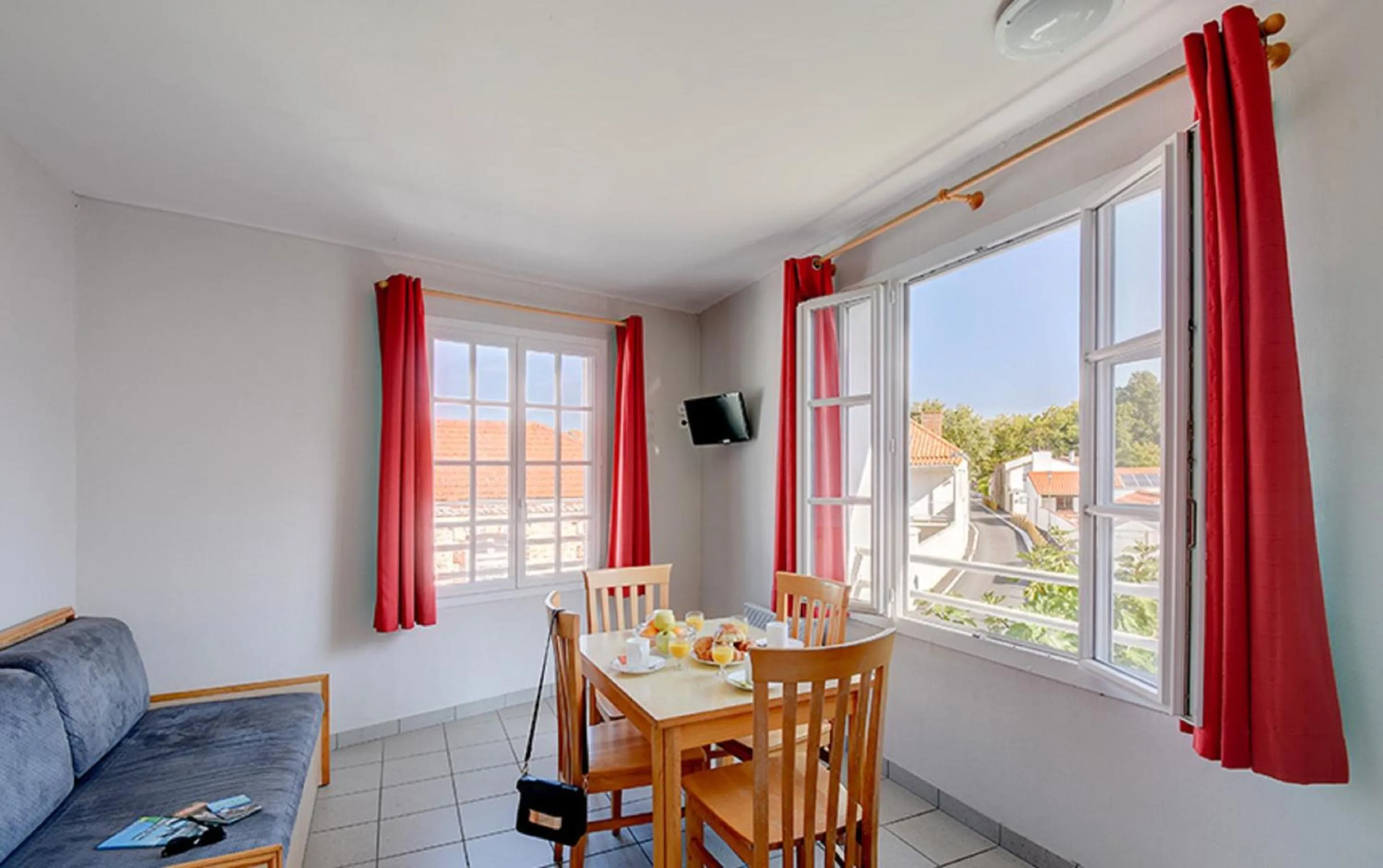 Living room in Vacancéole - Résidence de L'Océan