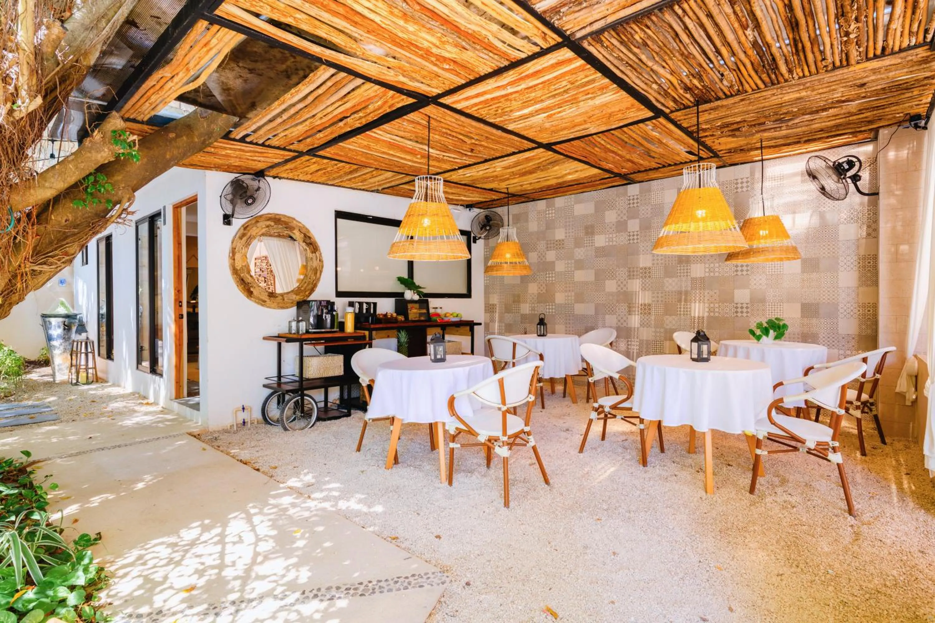 Patio in Malish Hotel & Spa Luxury Edition