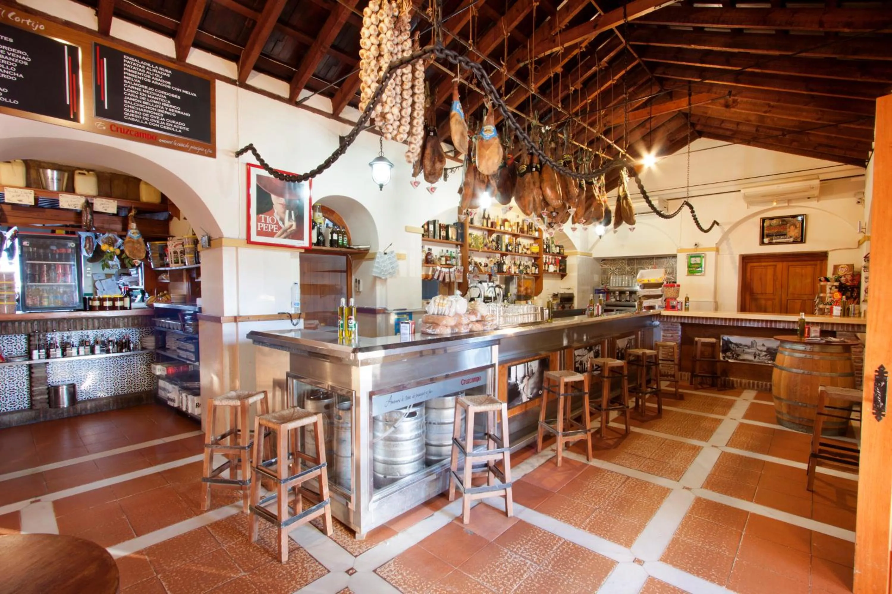 Restaurant/places to eat in Hostal El Cortijo