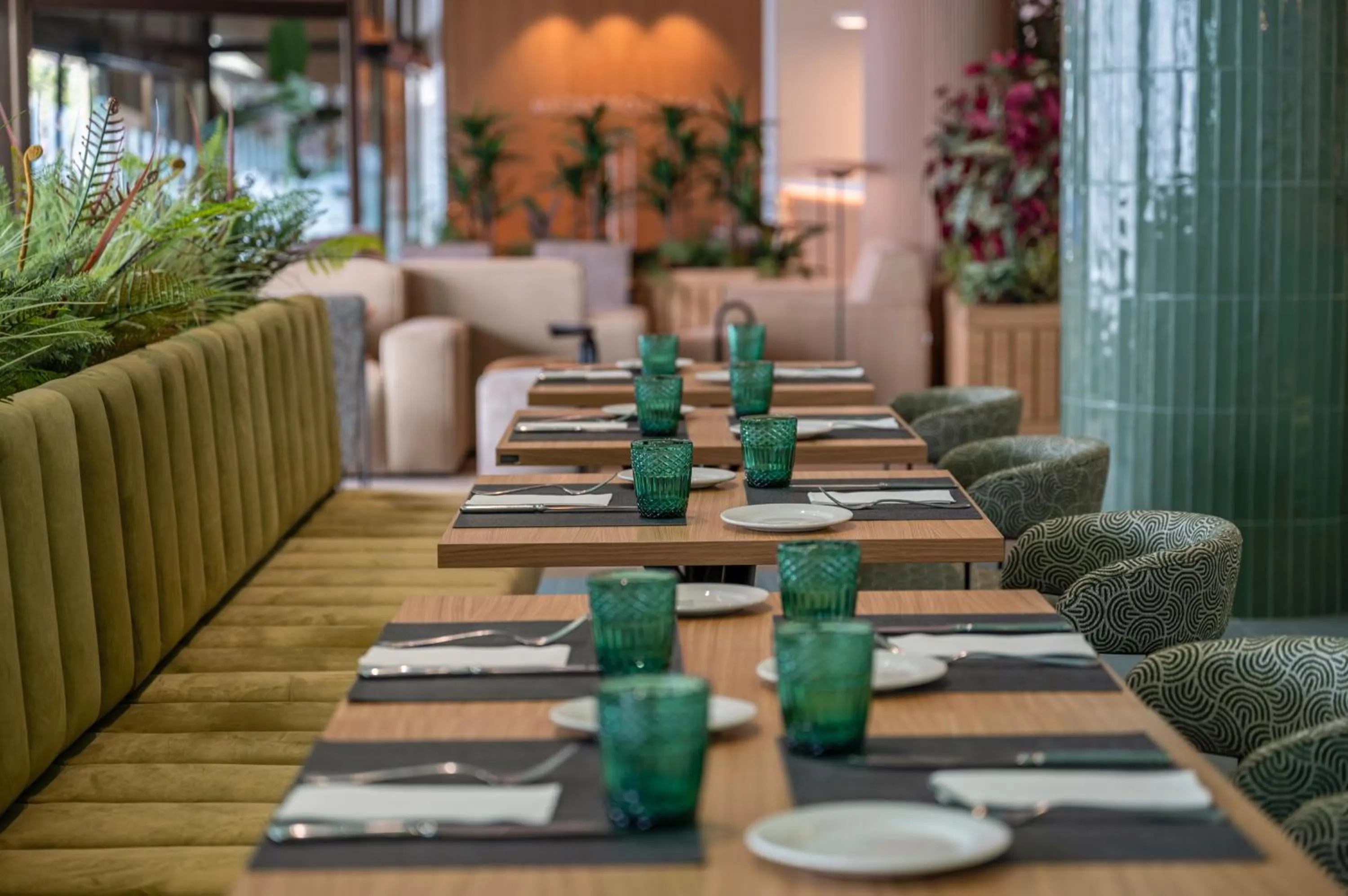 Restaurant/places to eat in Hesperia Barcelona Sant Just