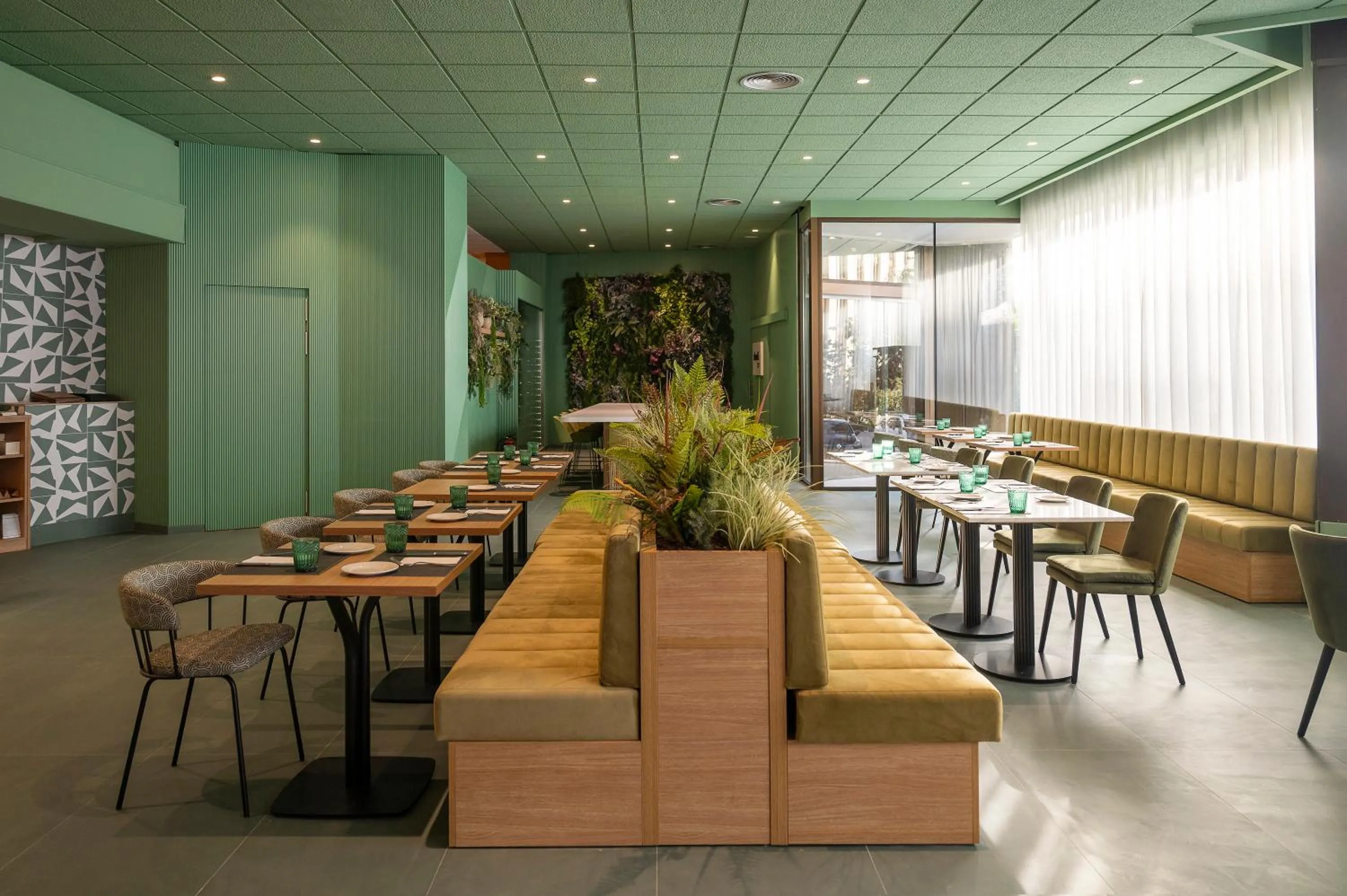 Lounge or bar in Hesperia Barcelona Sant Just