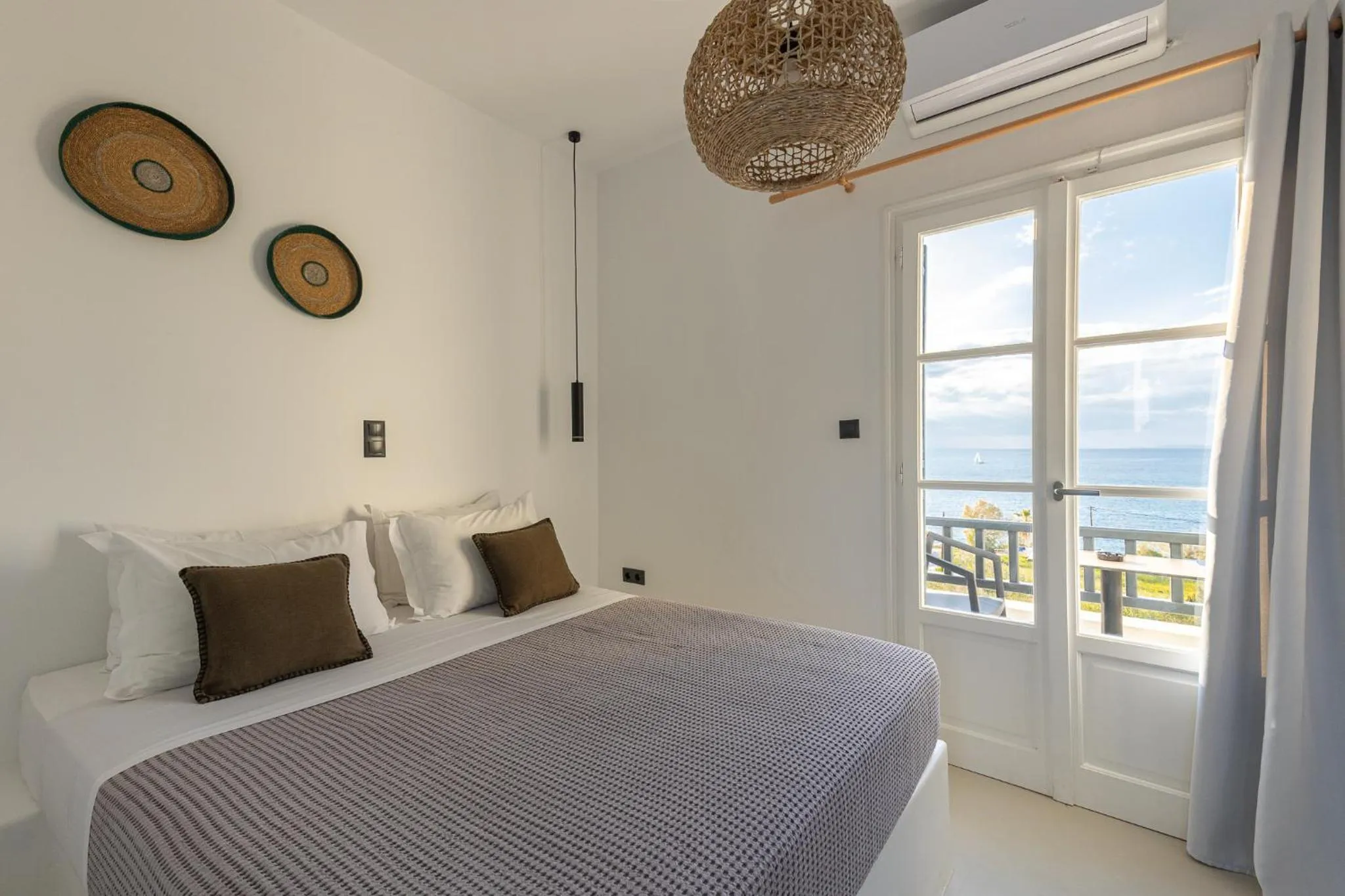 Bed in Paros Five Senses