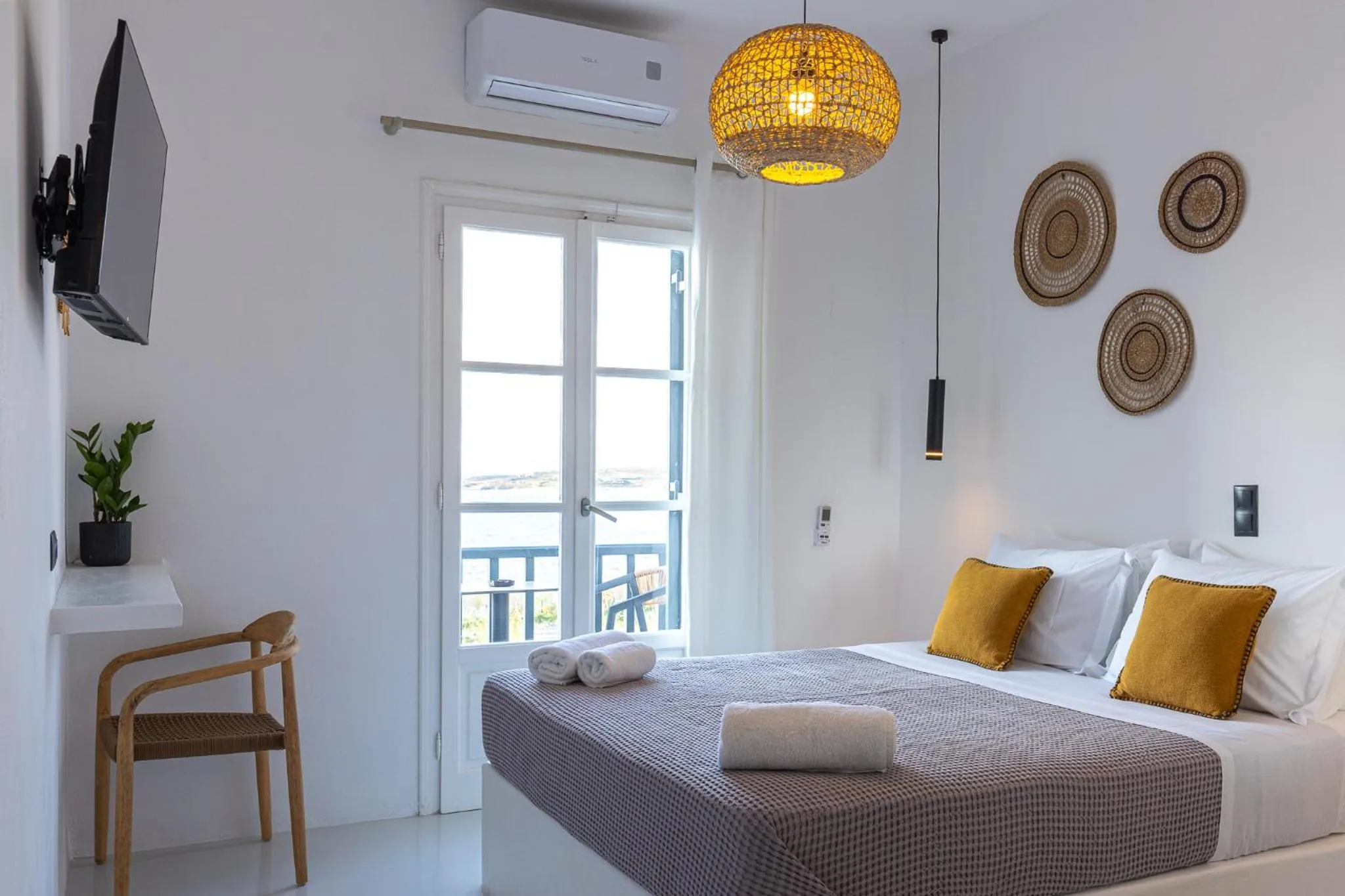 Bed in Paros Five Senses
