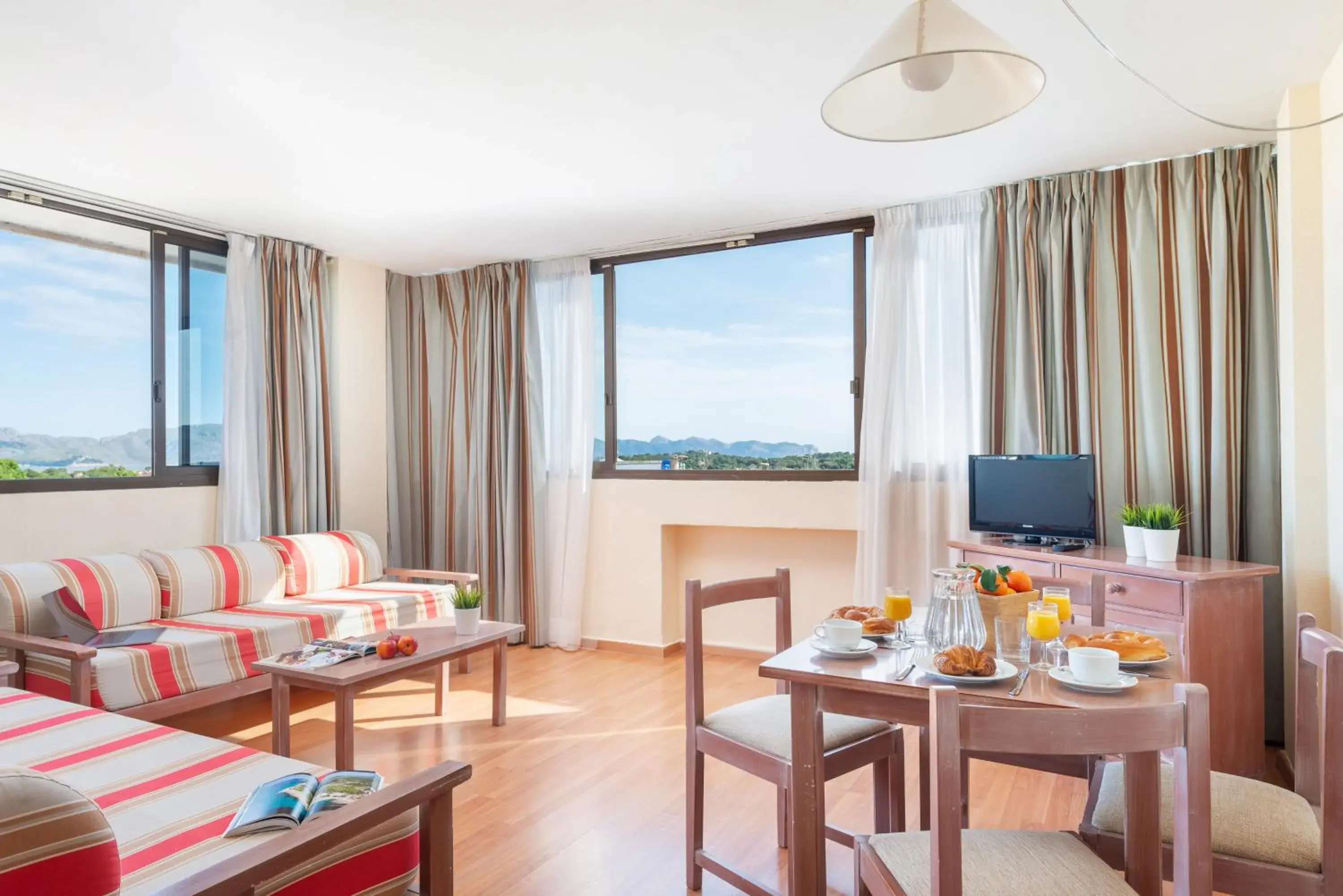 Two-Bedroom Apartment in Apartamentos Carlos V Two-Bedroom Apartment in Apartamentos Carlos V