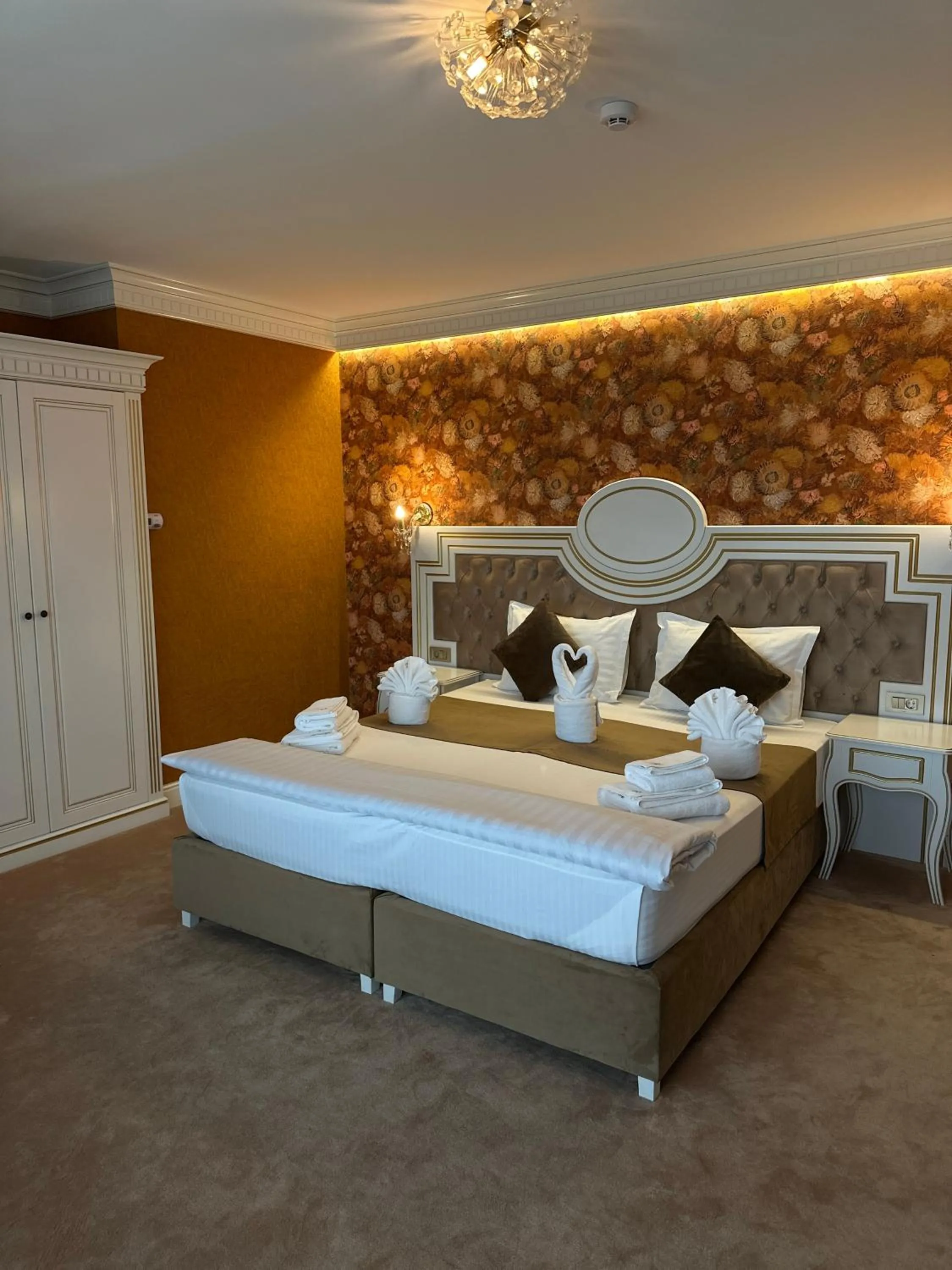 Bed in Cardinale Resort