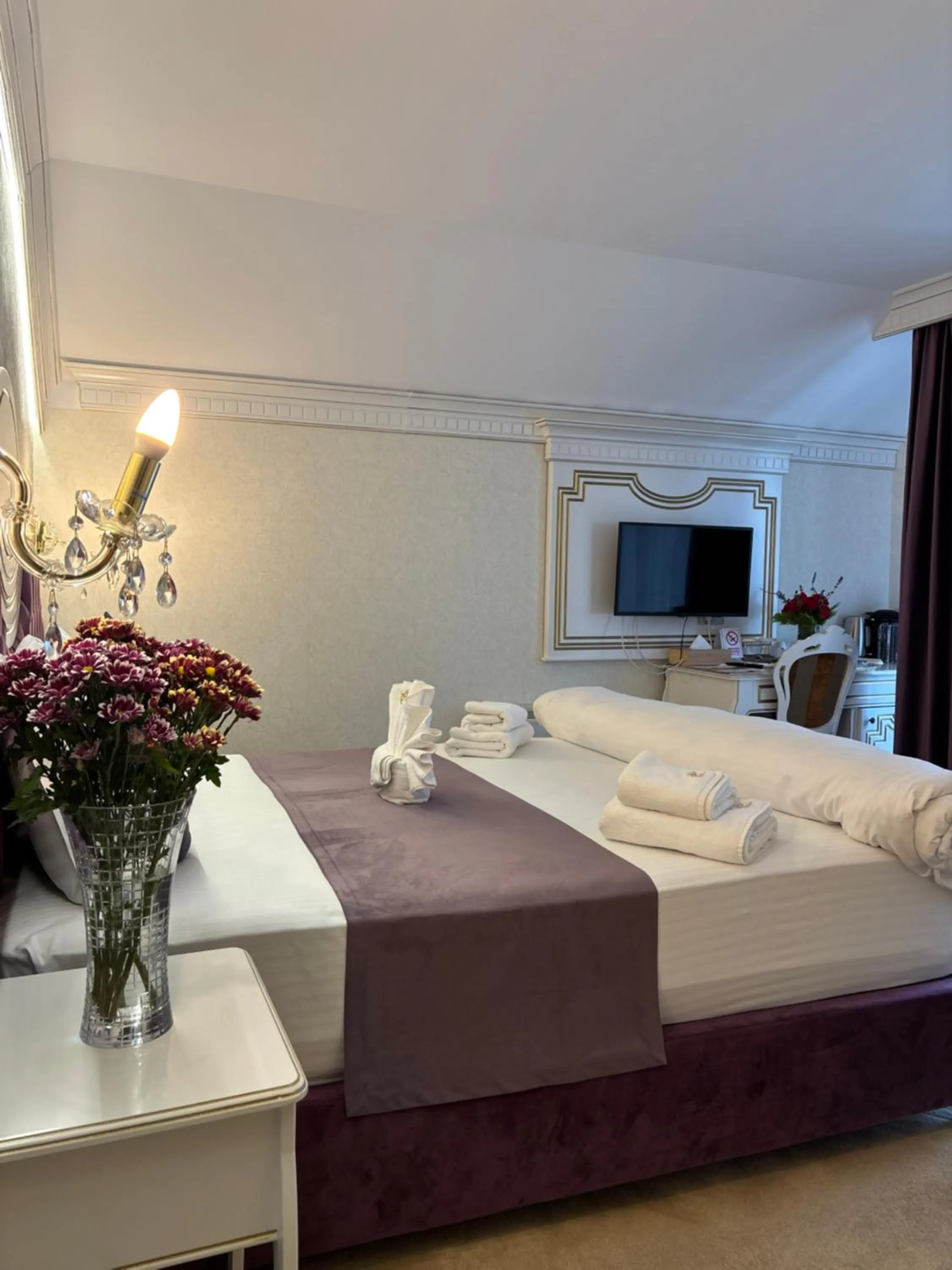 Bed in Cardinale Resort