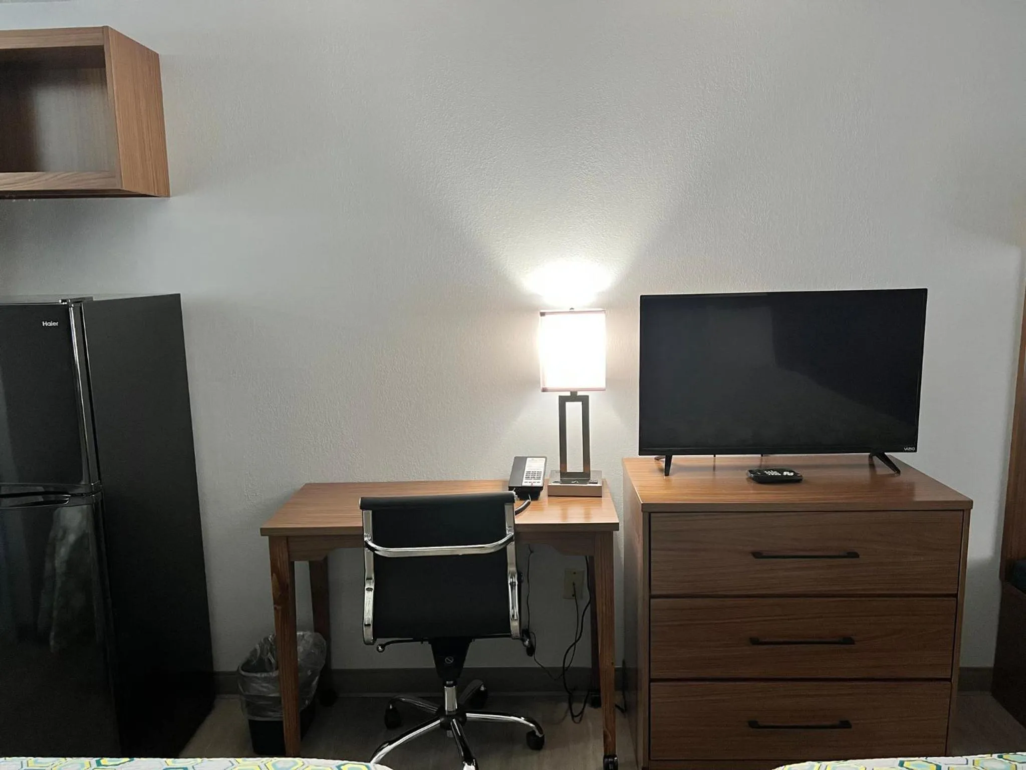 Photo of the whole room in HomeTowne Studios by Red Roof Georgetown, KY