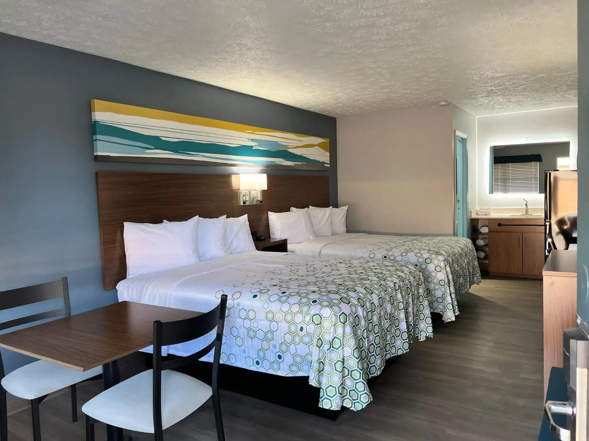 HomeTowne Studios by Red Roof Georgetown, KY HomeTowne Studios by Red Roof Georgetown, KY