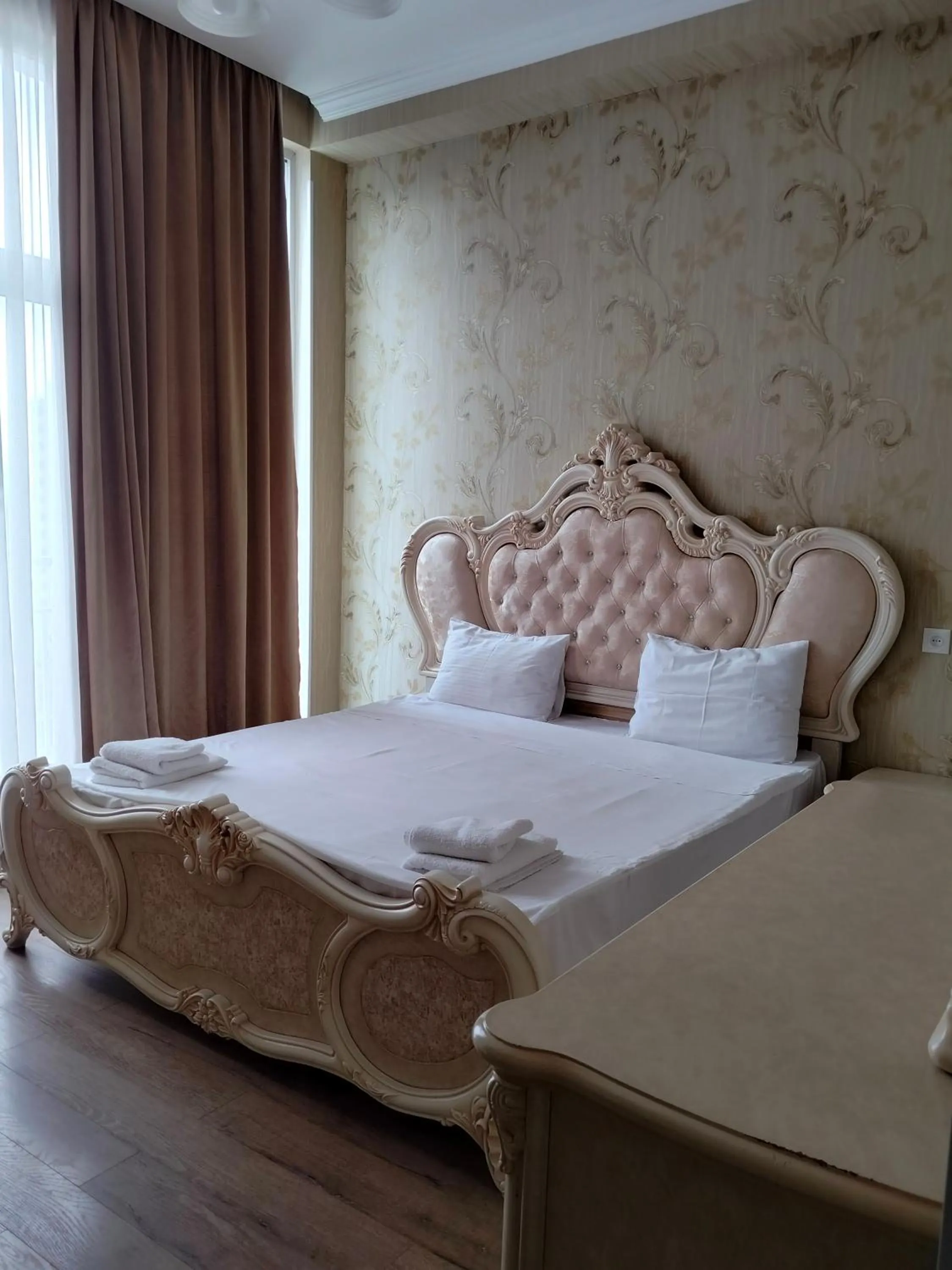 Photo of the whole room in New Star