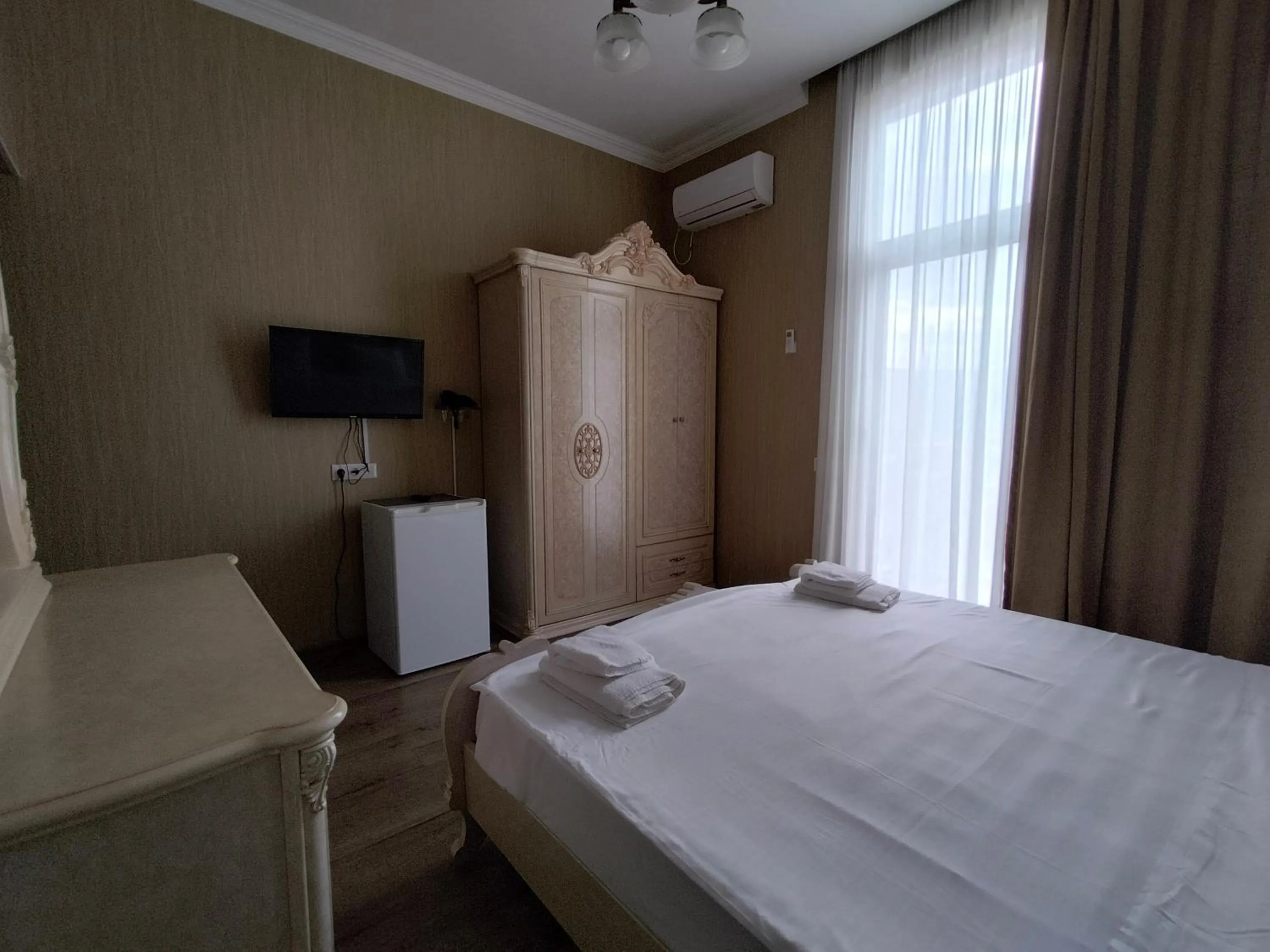 Photo of the whole room in New Star