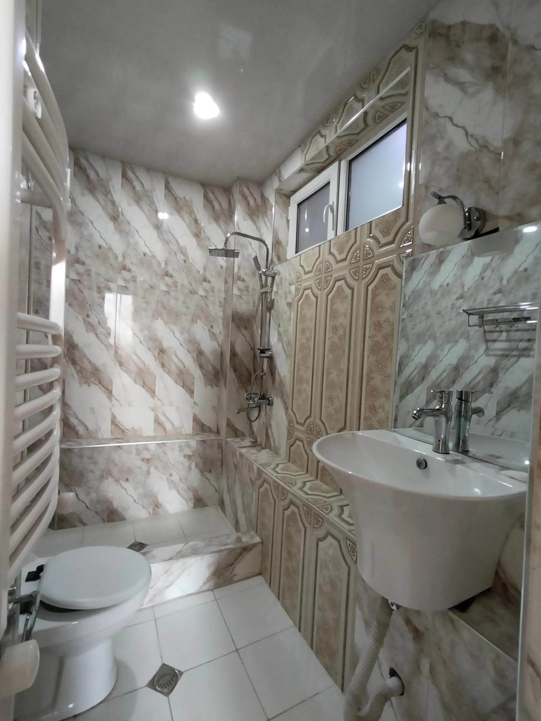 Shower in New Star