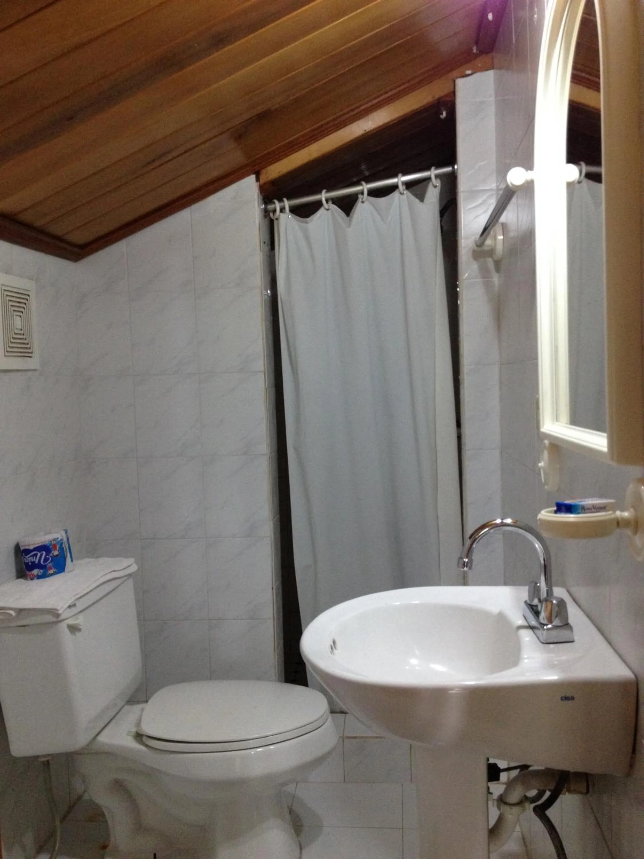 Bathroom in Hotel Posada Los Delfines