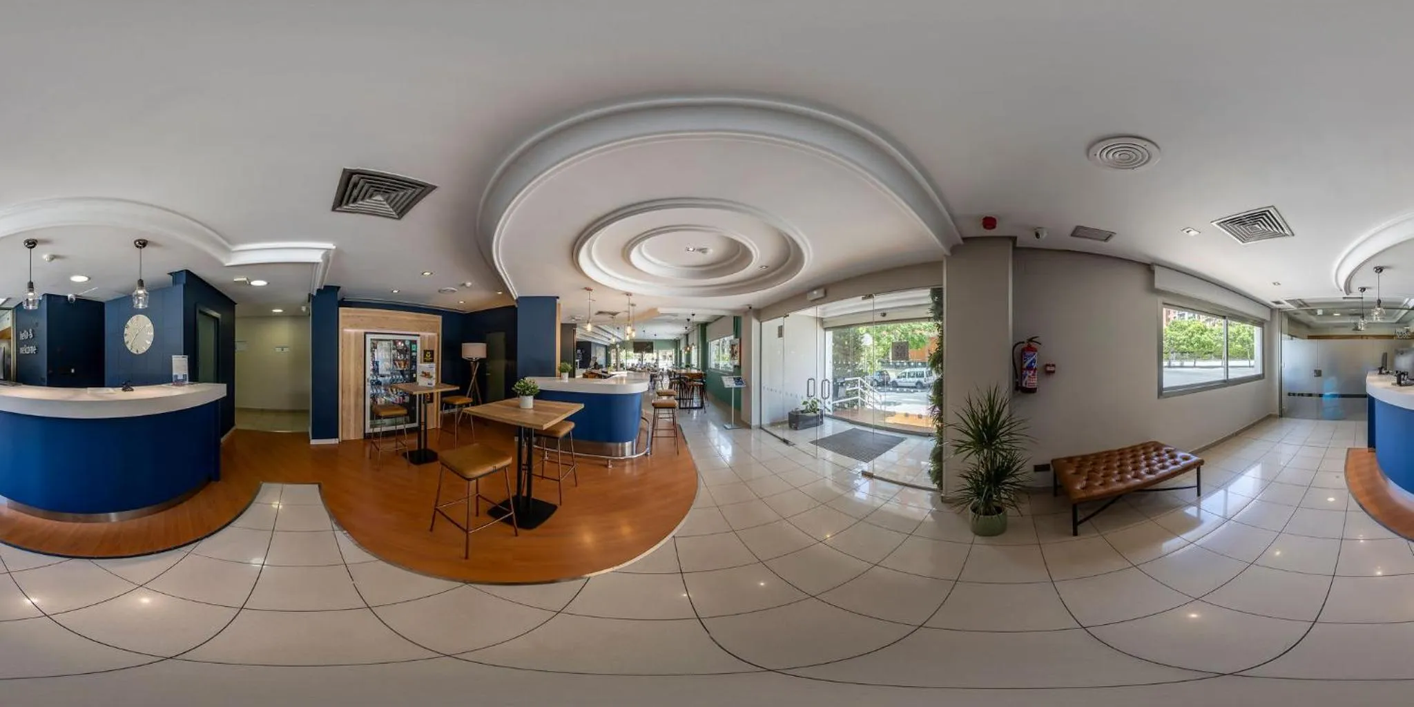 Travelodge Alicante Puerto