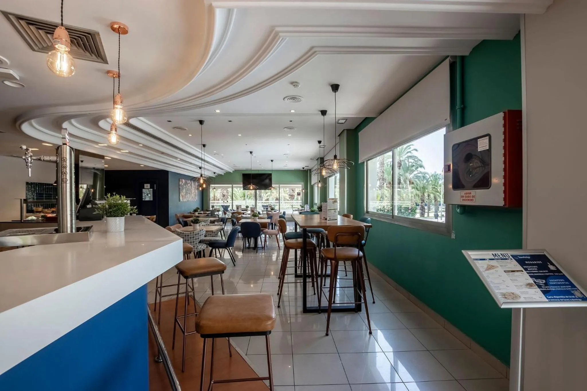 Travelodge Alicante Puerto