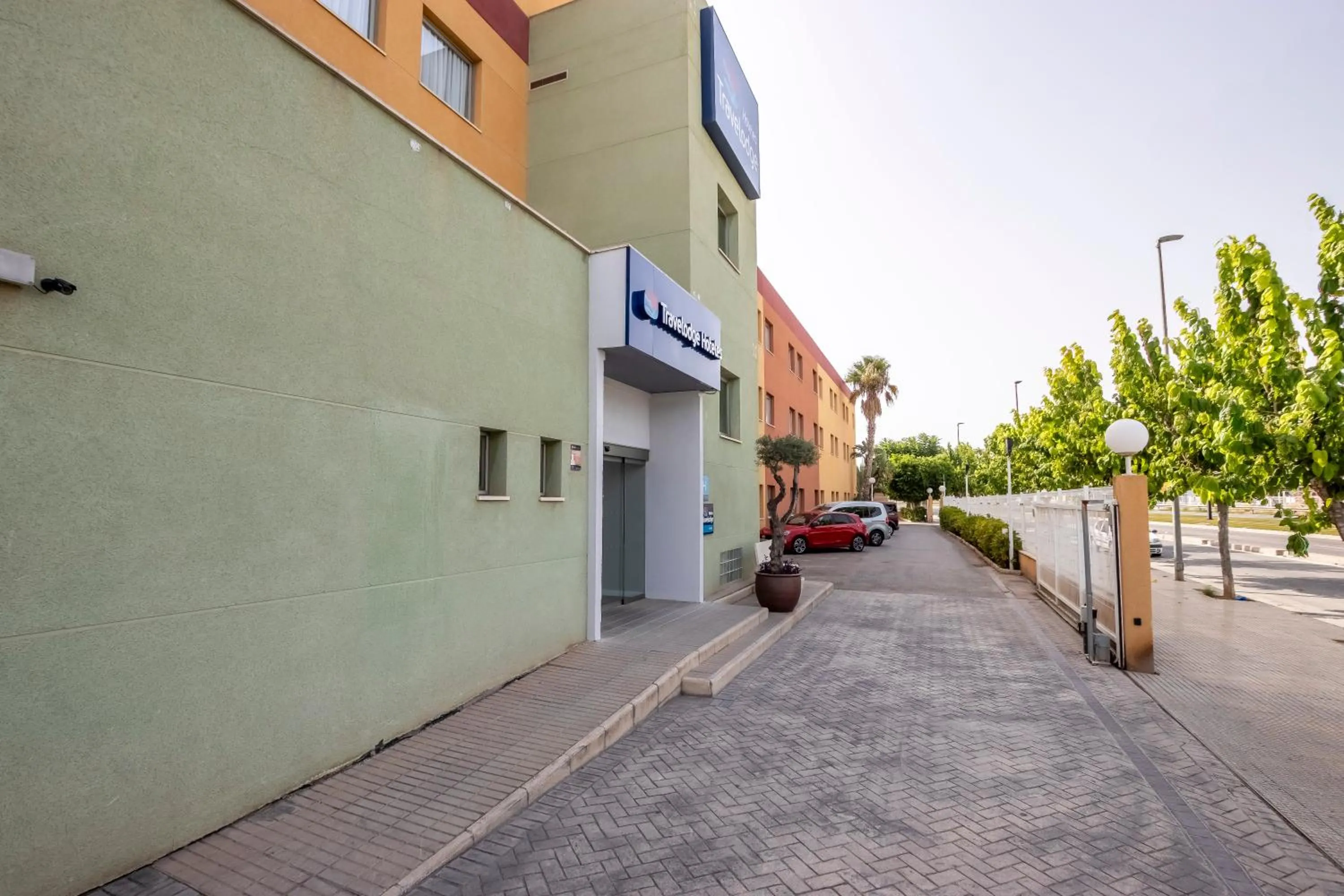 Parking in Travelodge Murcia