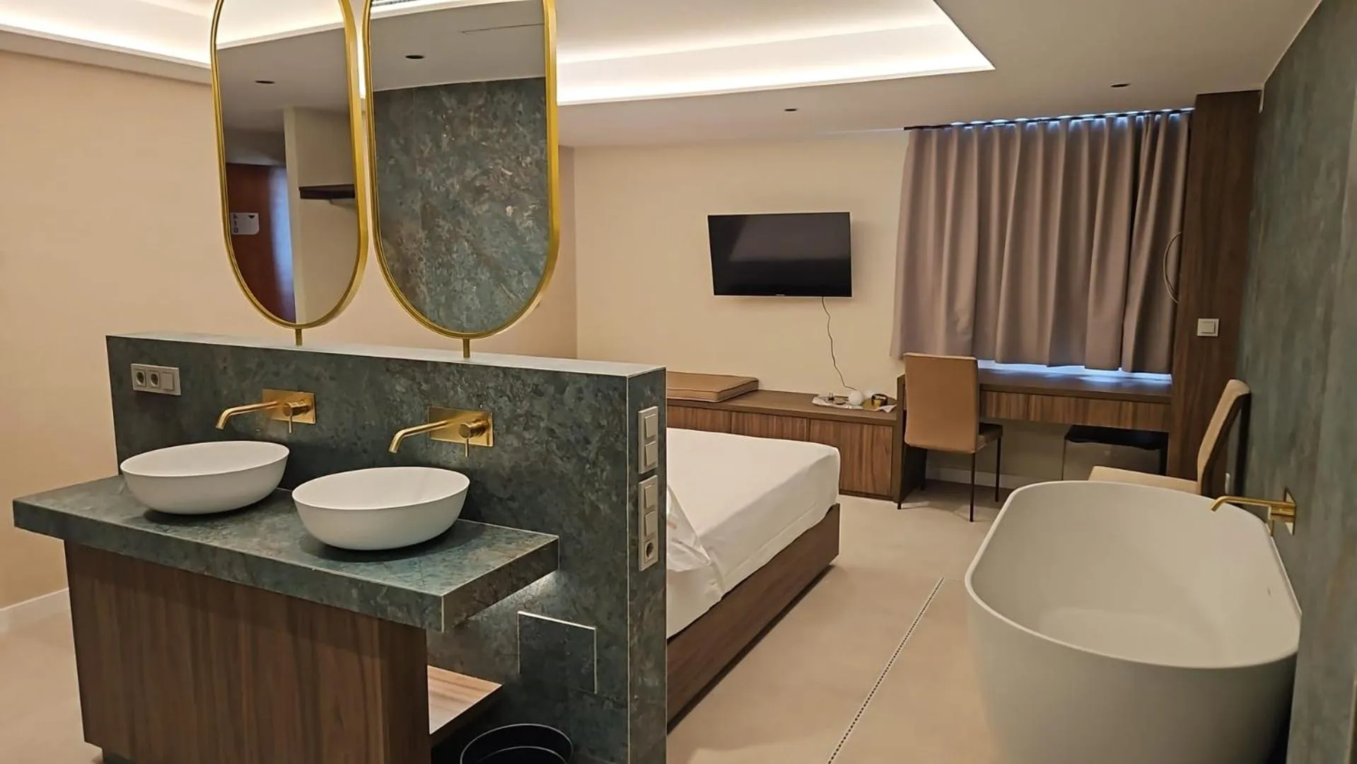 Bed in Hotel YIT Ciudad de Elche