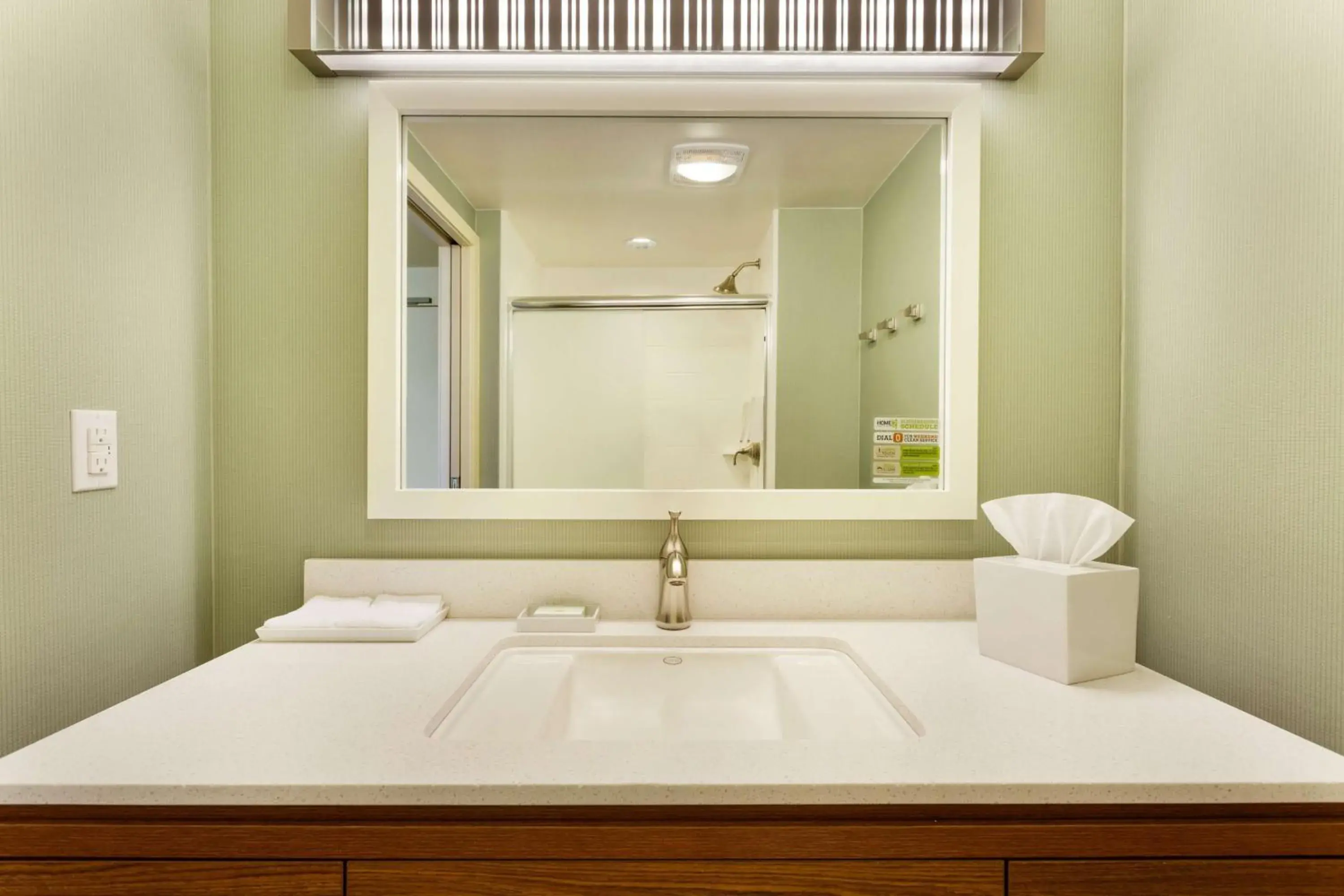 One-Bedroom Queen Suite - Non-Smoking in Home2 Suites by Hilton Fargo One-Bedroom Queen Suite - Non-Smoking in Home2 Suites by Hilton Fargo