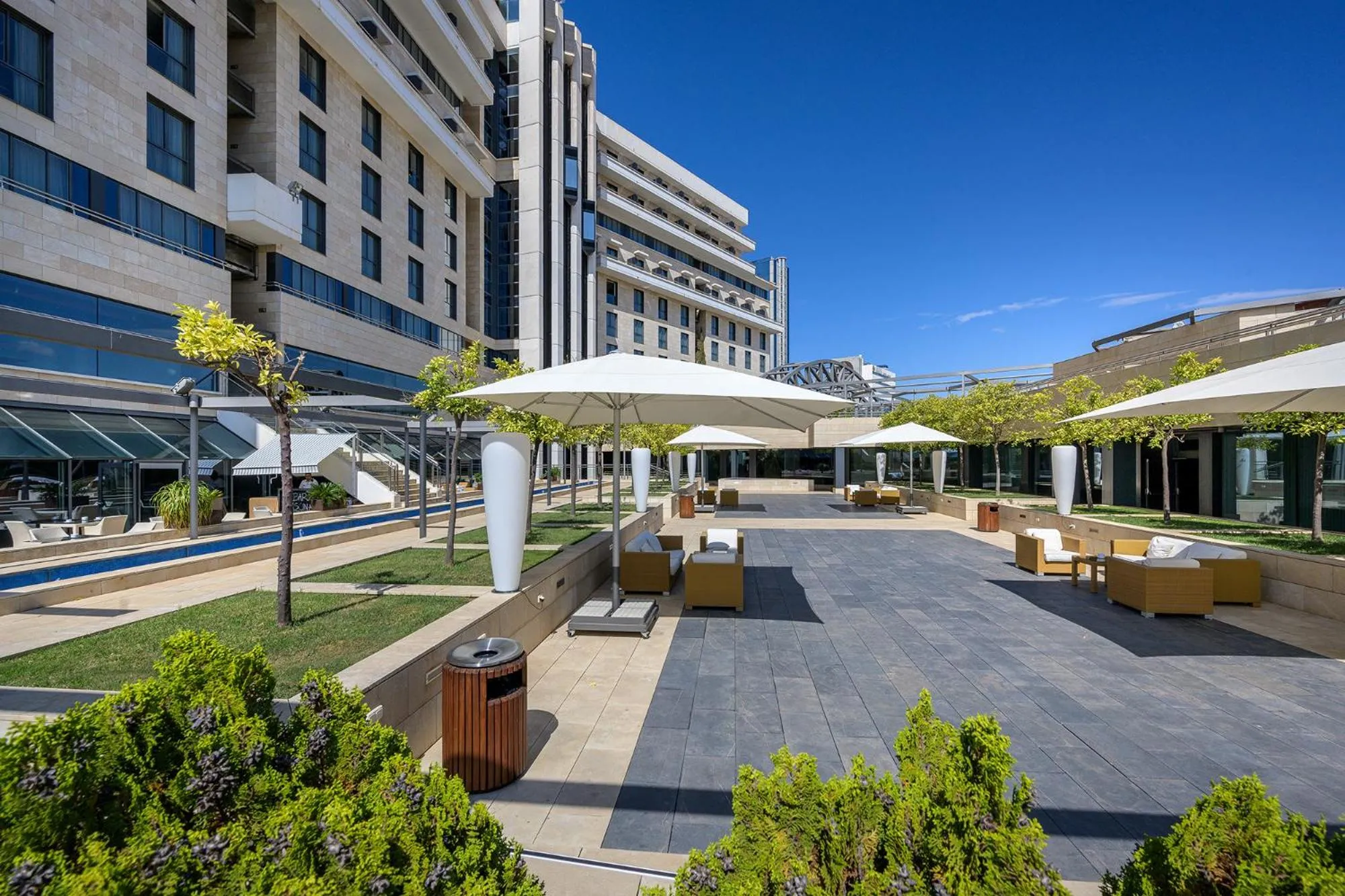 Property building in Hotel Nelva