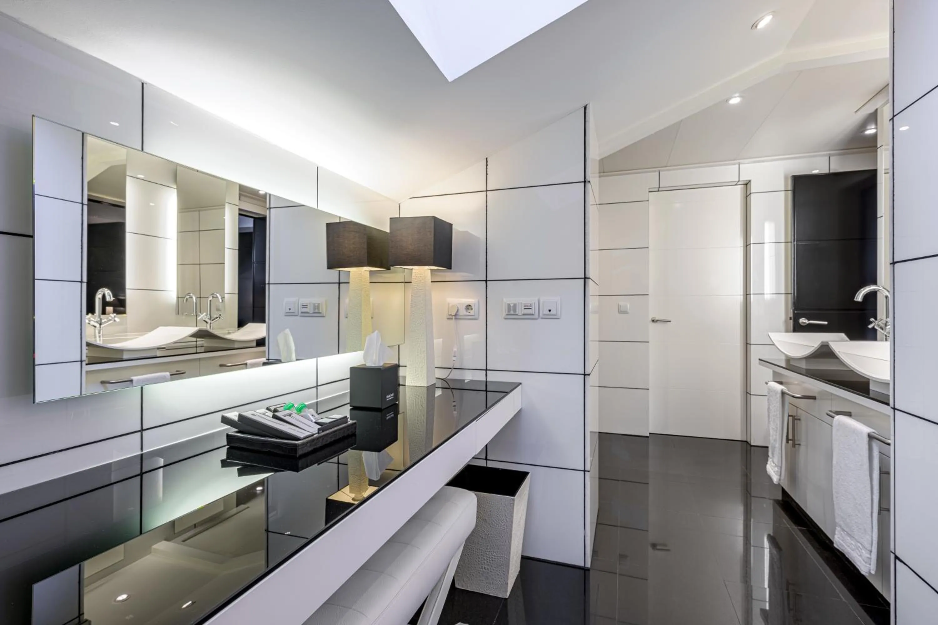 Bathroom in Hotel Nelva