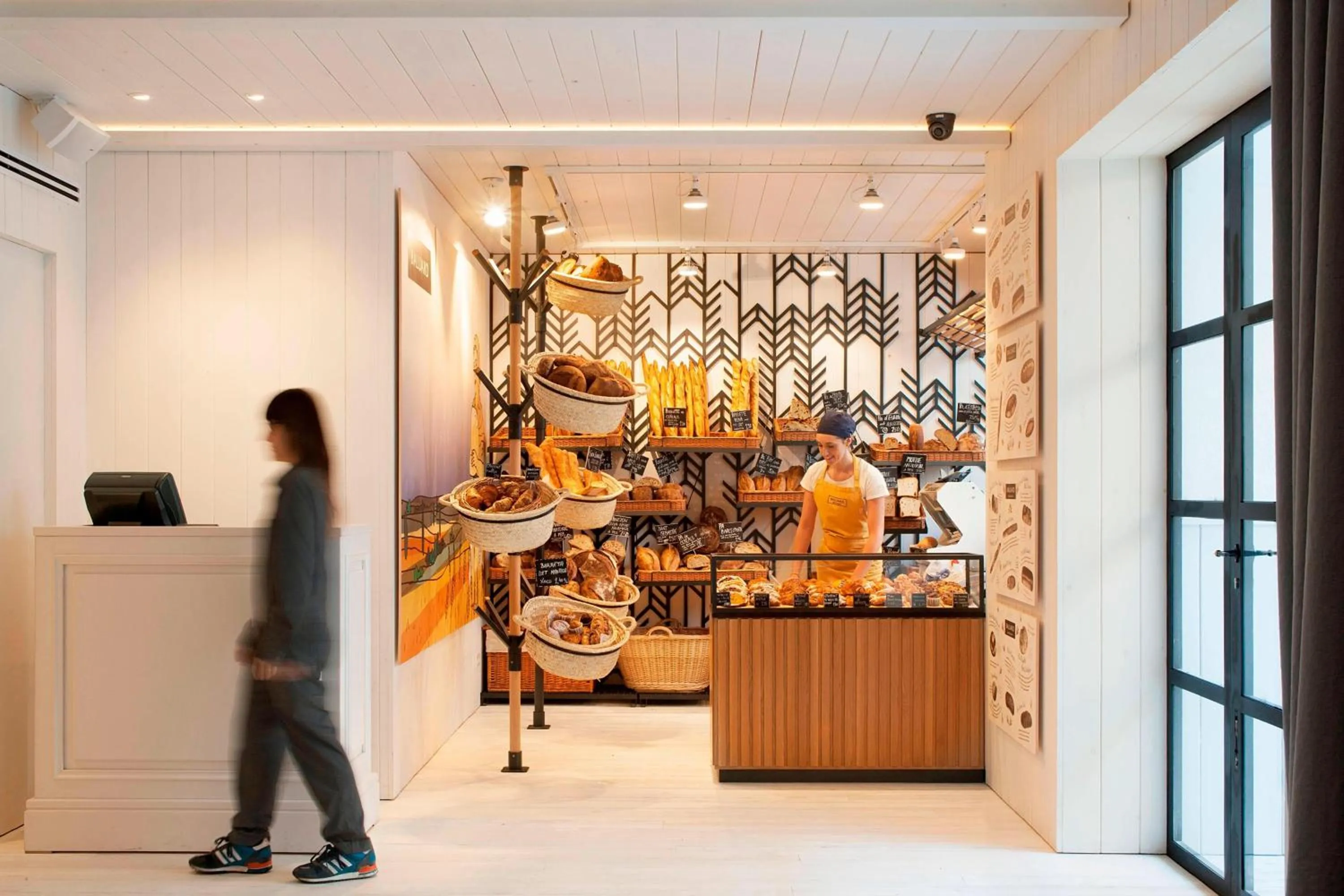 Restaurant/places to eat in AC Hotel Victoria Suites by Marriott