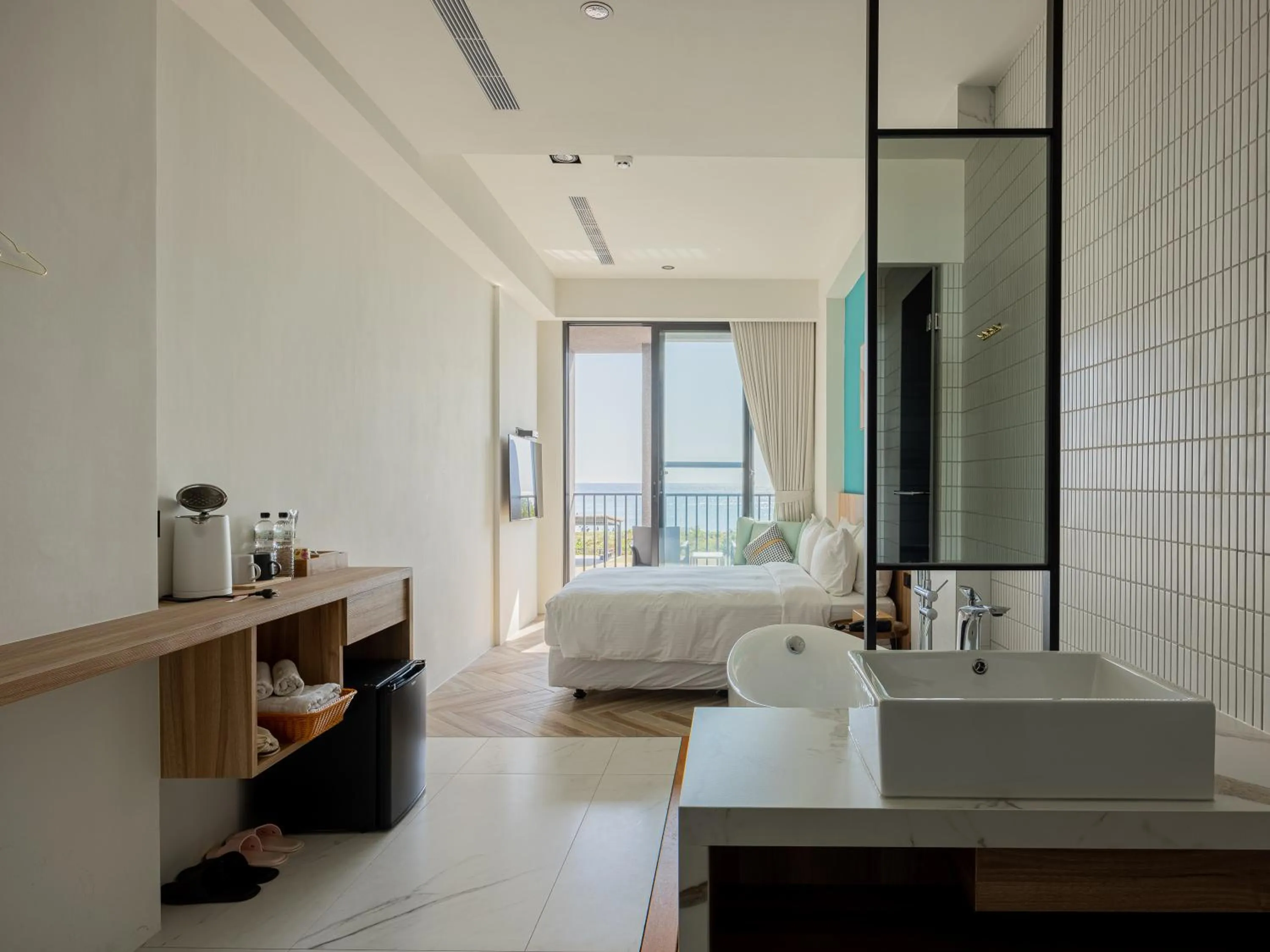 On site, Bed in Kenting Sea Wall 130