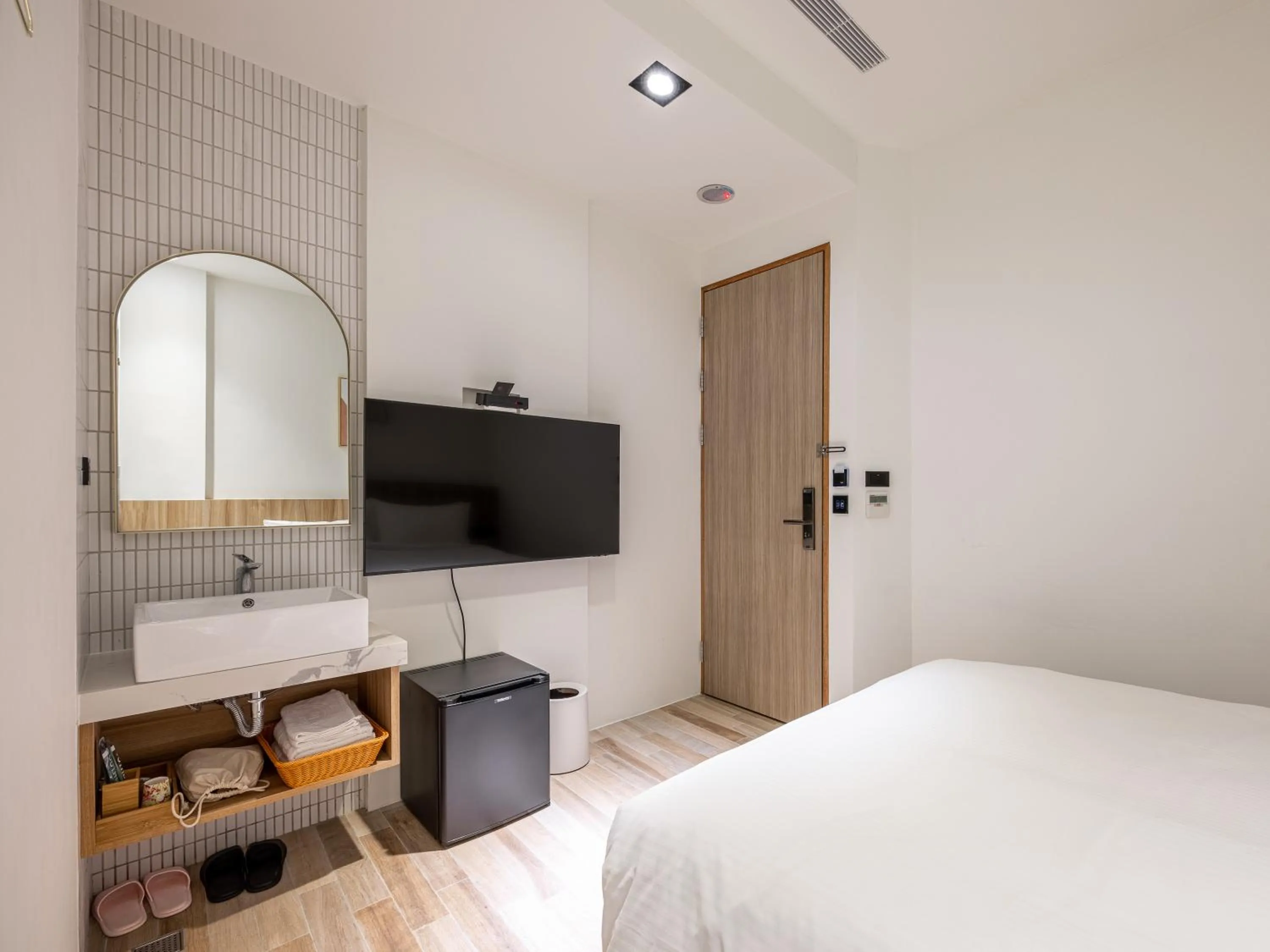 On site, Bed in Kenting Sea Wall 130