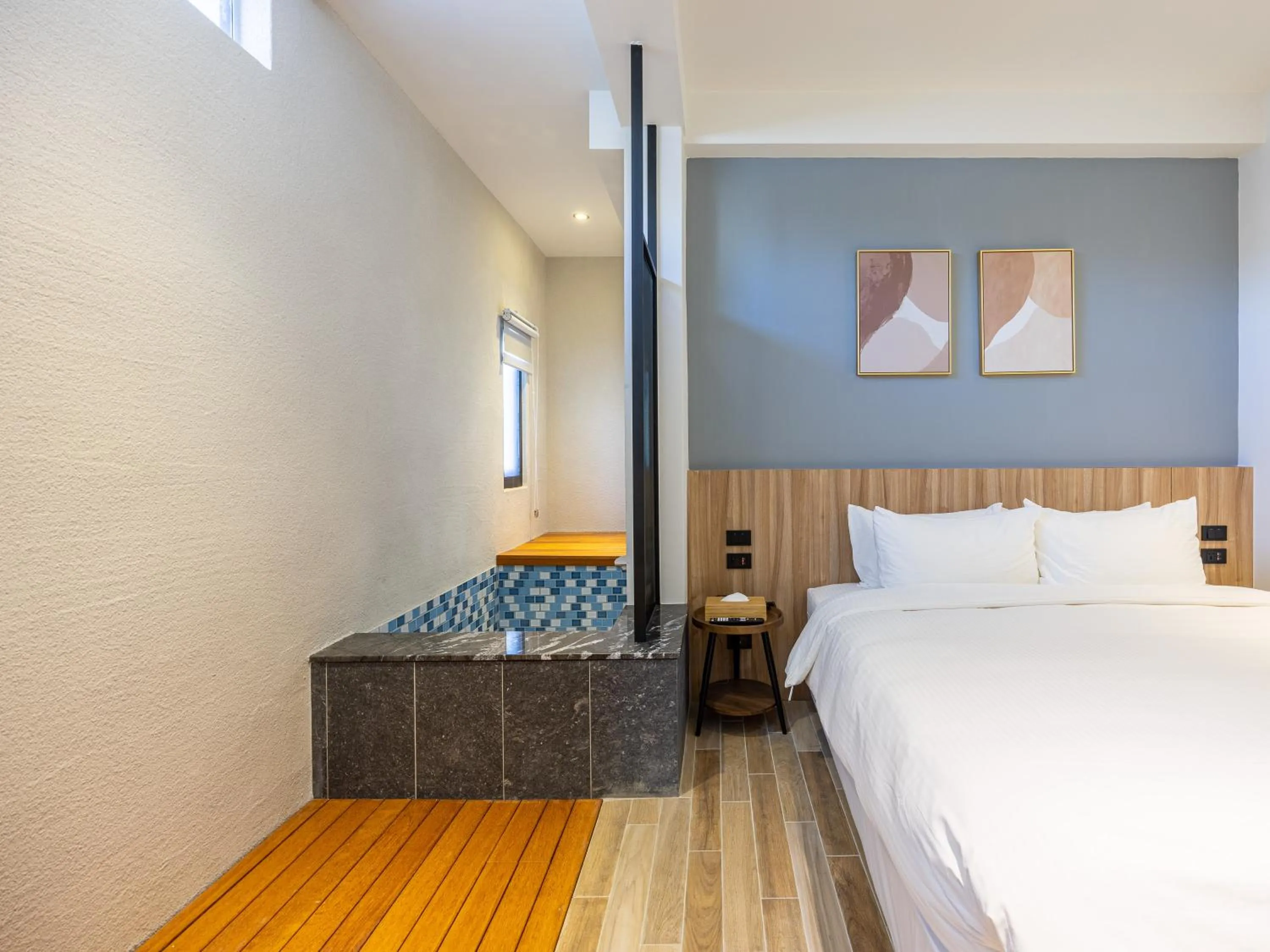 On site, Bed in Kenting Sea Wall 130