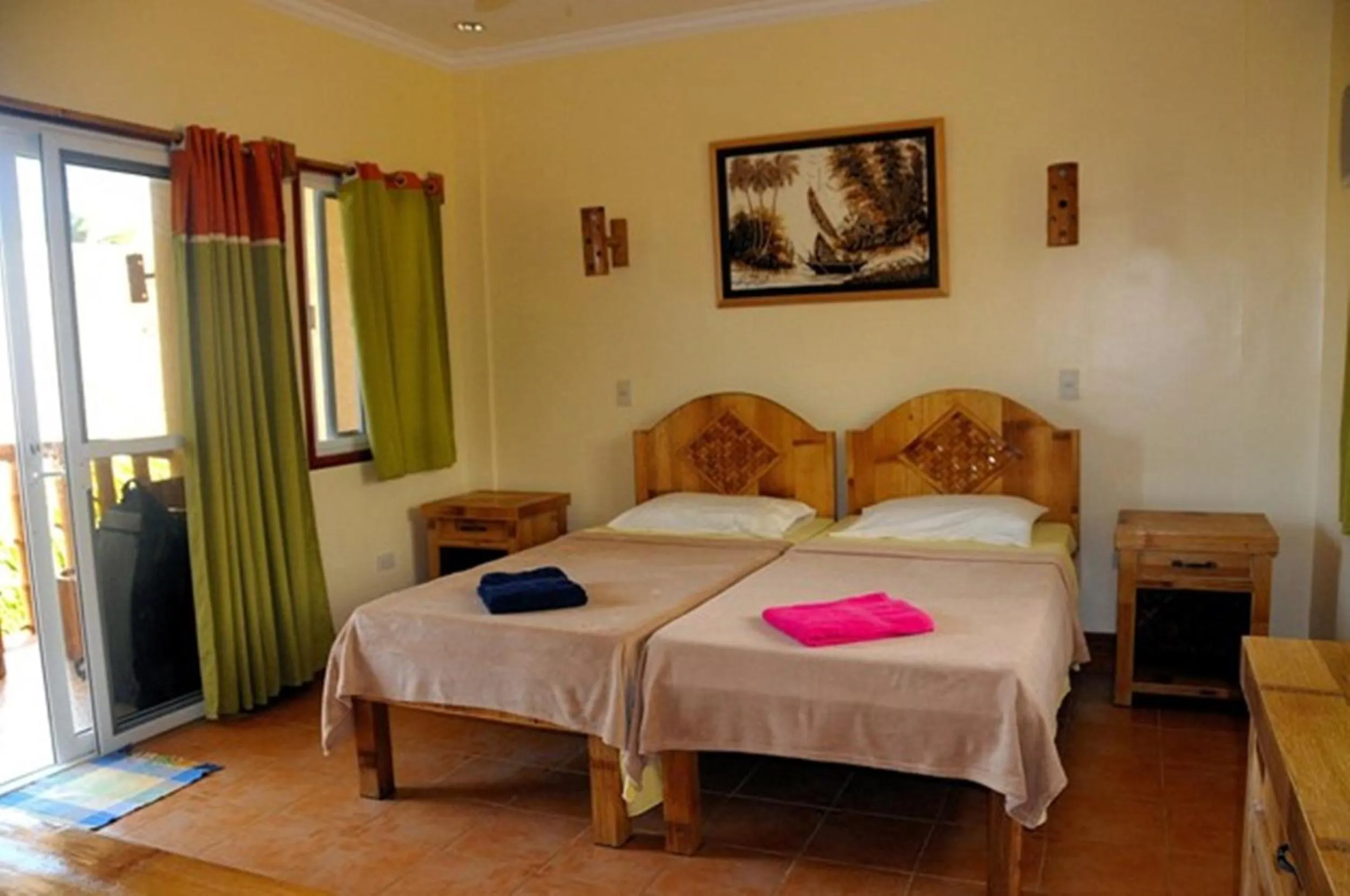 Photo of the whole room, Bed in Thalatta Resort