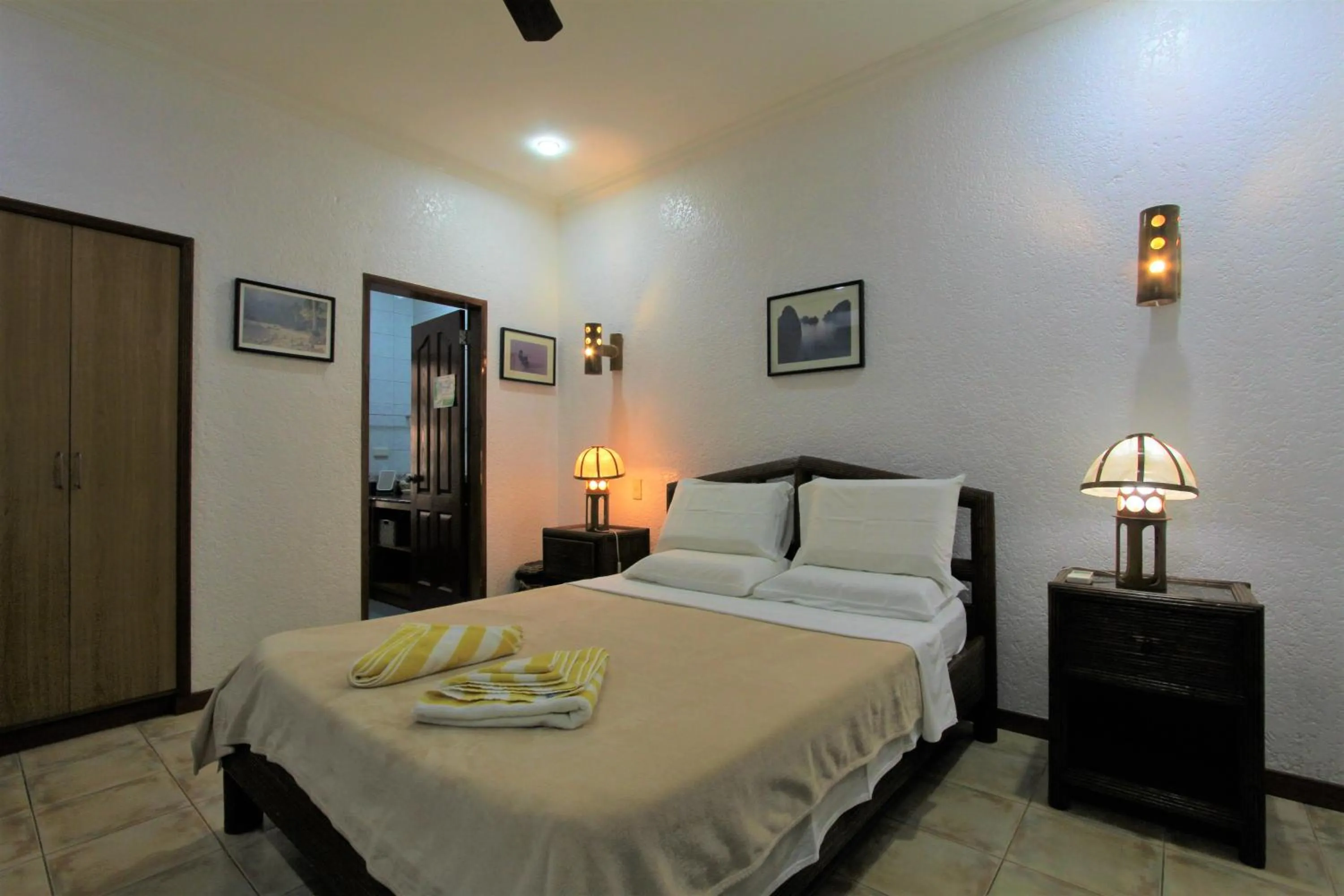 Bed in Thalatta Resort