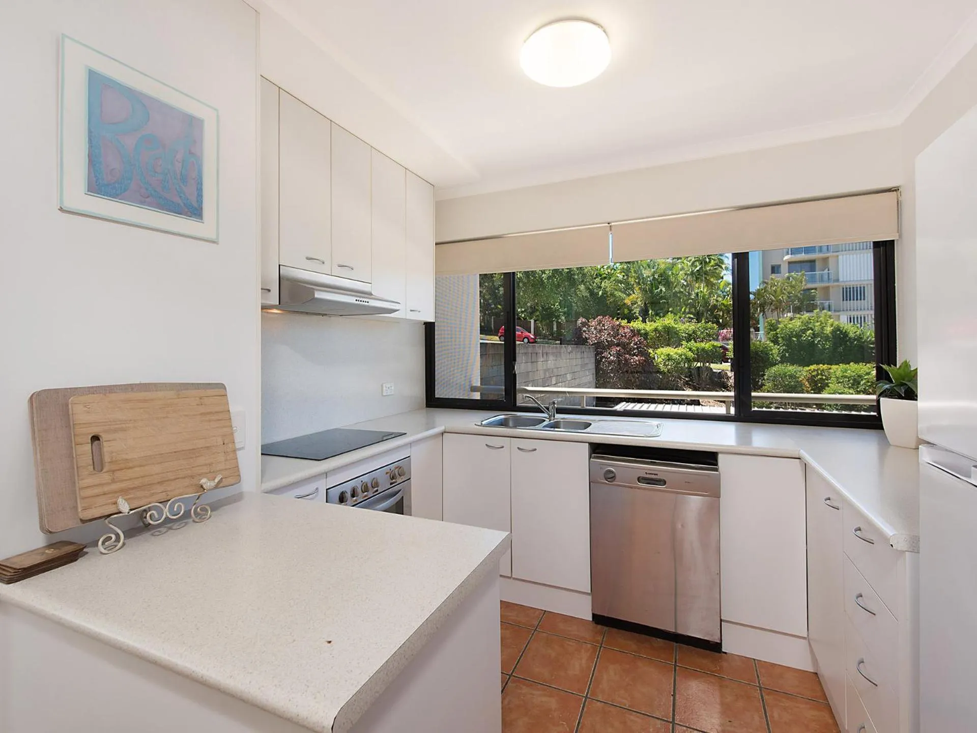 Kitchen or kitchenette in Joanne Apartments