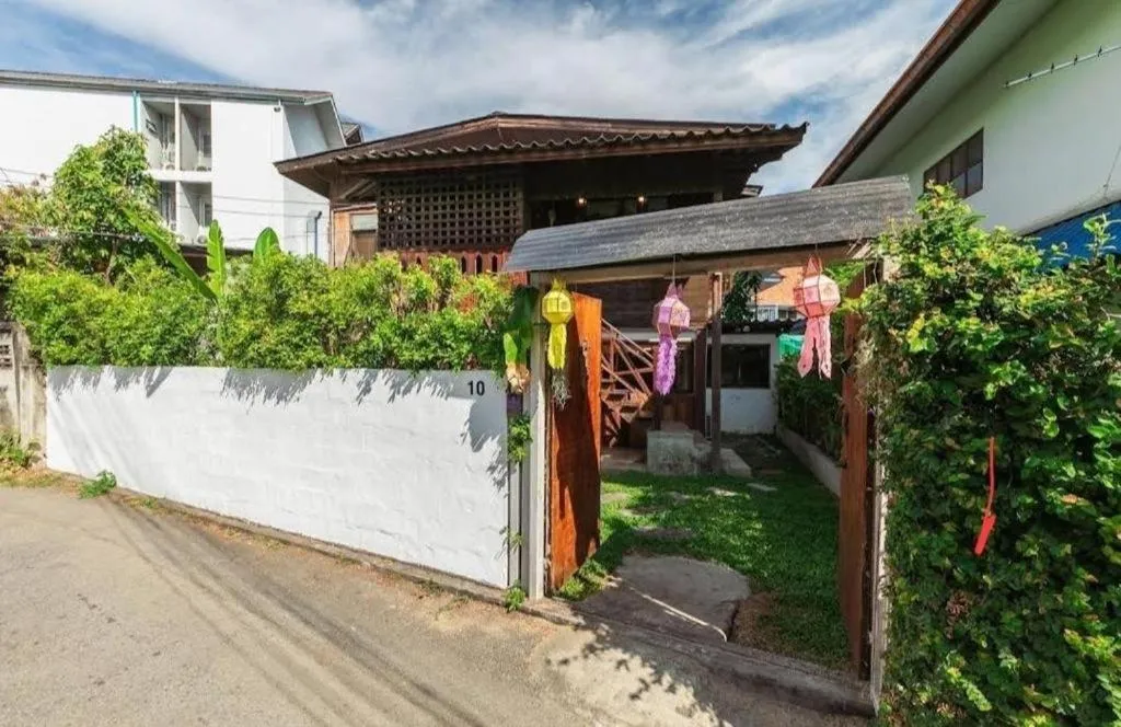 Nearthepark boutique house1