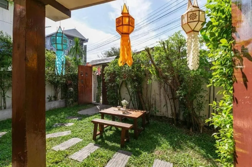 Garden in Nearthepark boutique house1