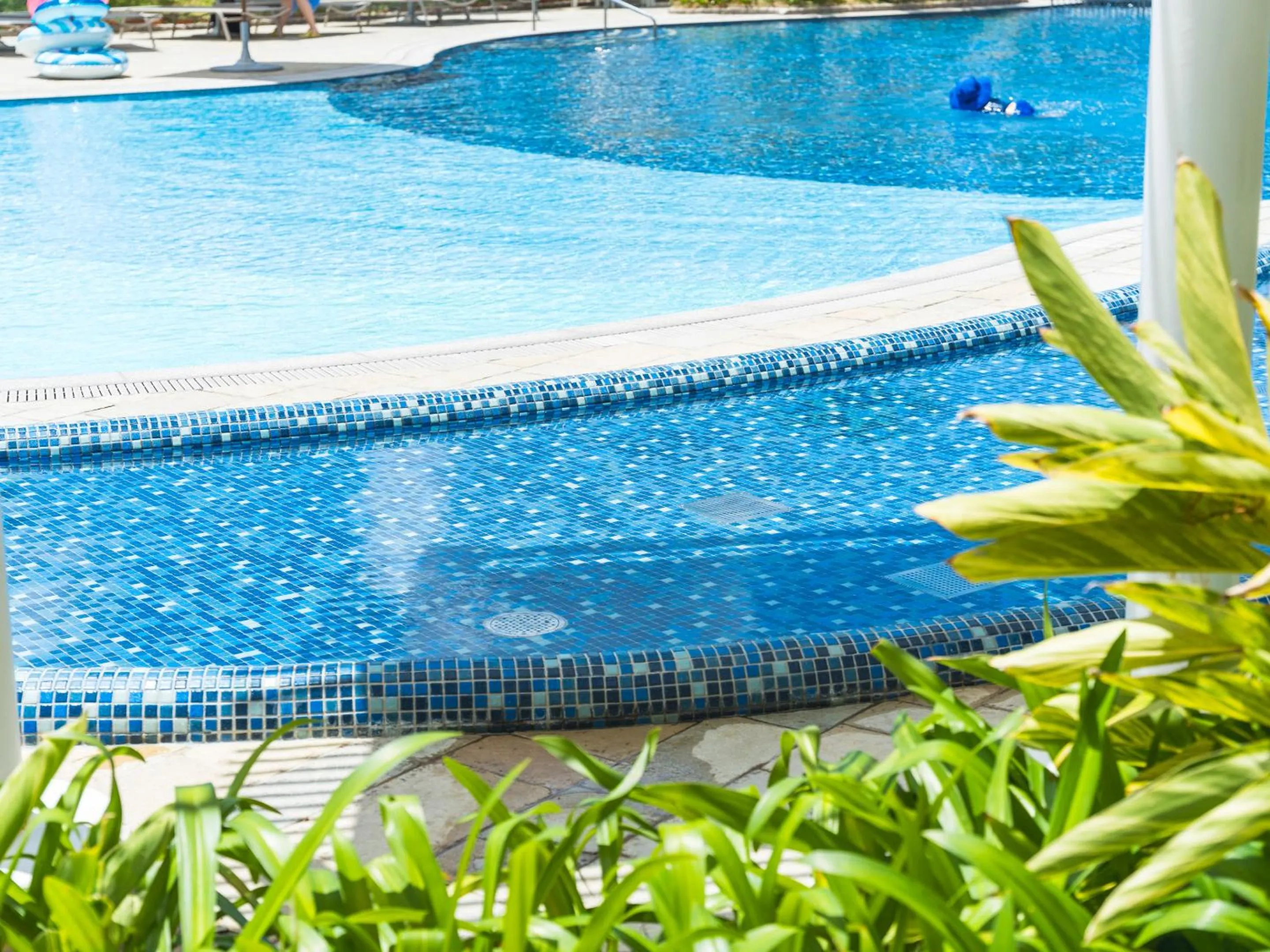 Swimming pool in Hilton Okinawa Chatan Resort