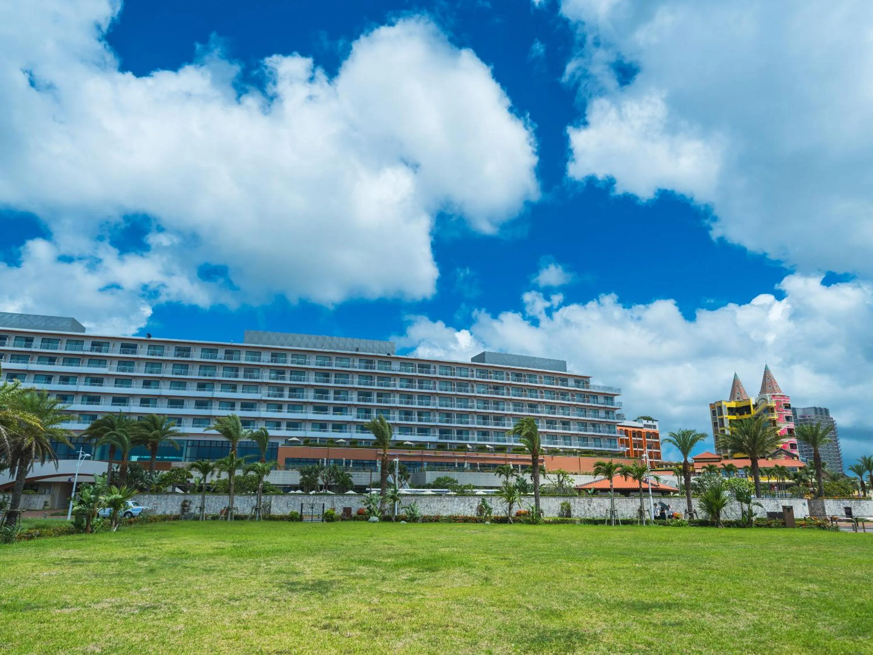 Property building in Hilton Okinawa Chatan Resort