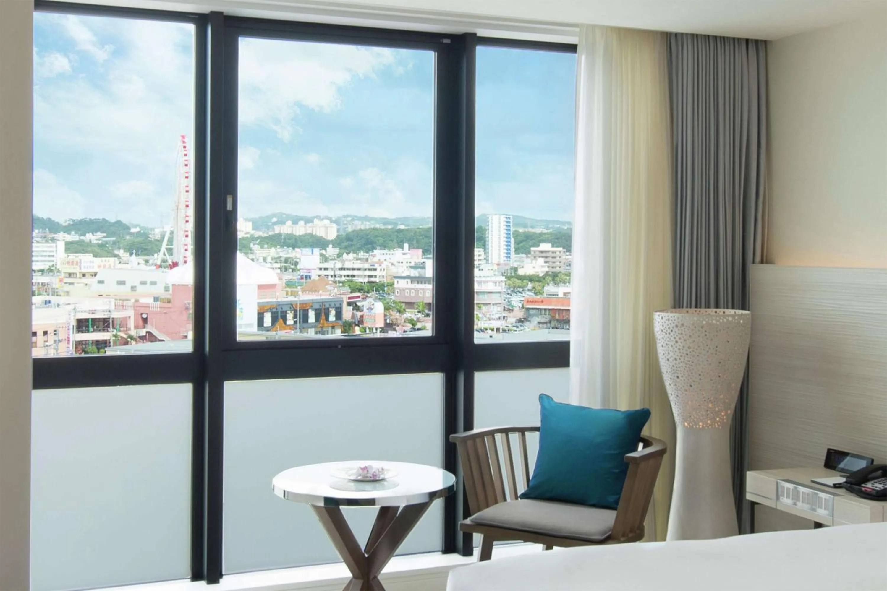 Bed in Hilton Okinawa Chatan Resort