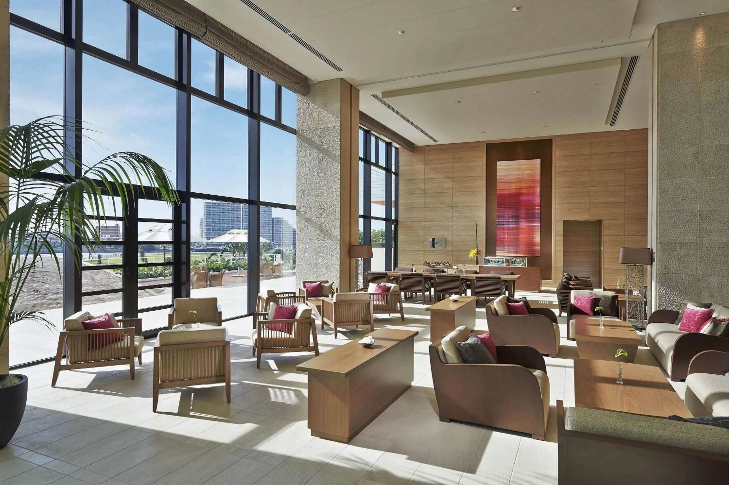 Lobby or reception in Hilton Okinawa Chatan Resort