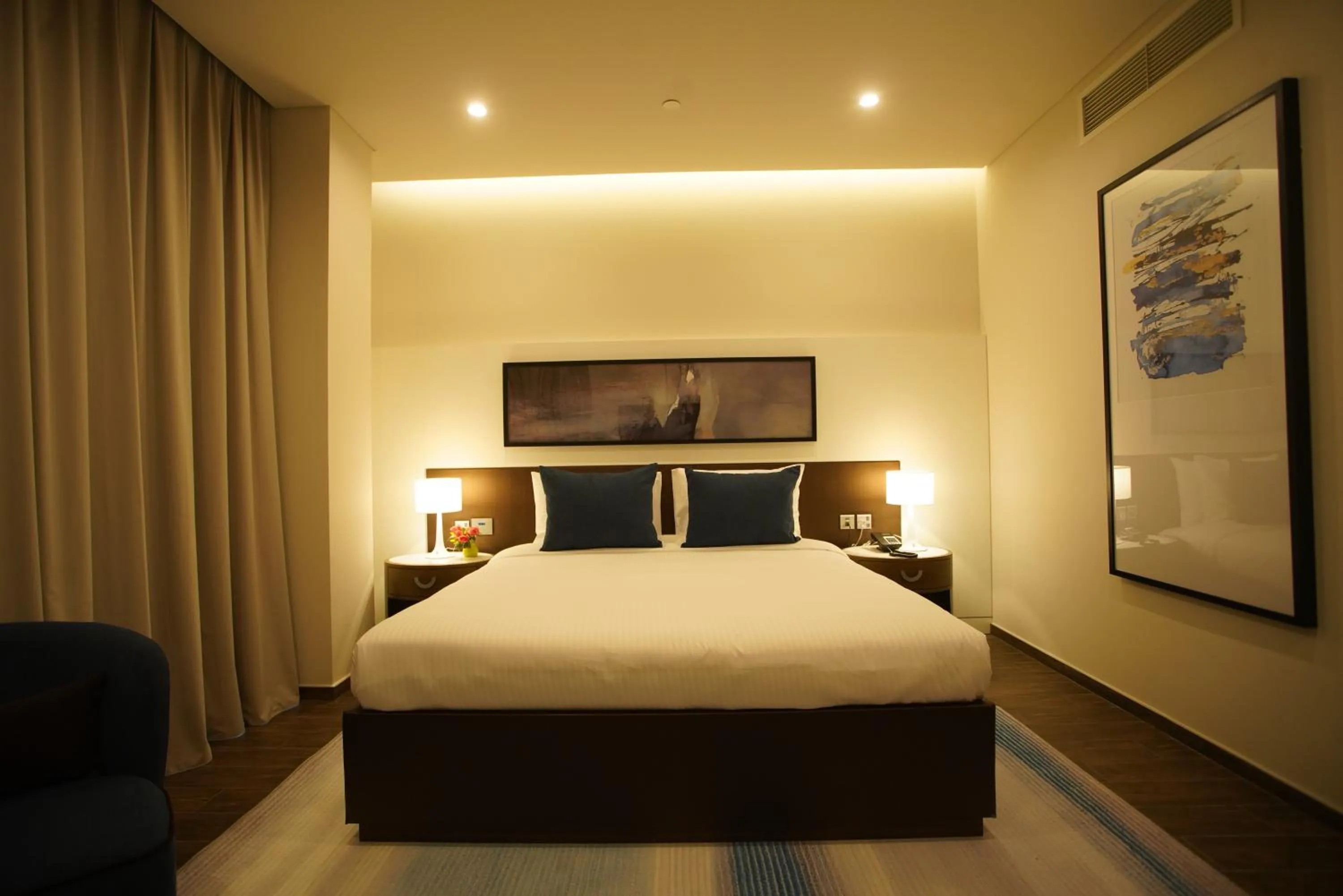Bedroom, Bed in C - Hotel and Suites Doha