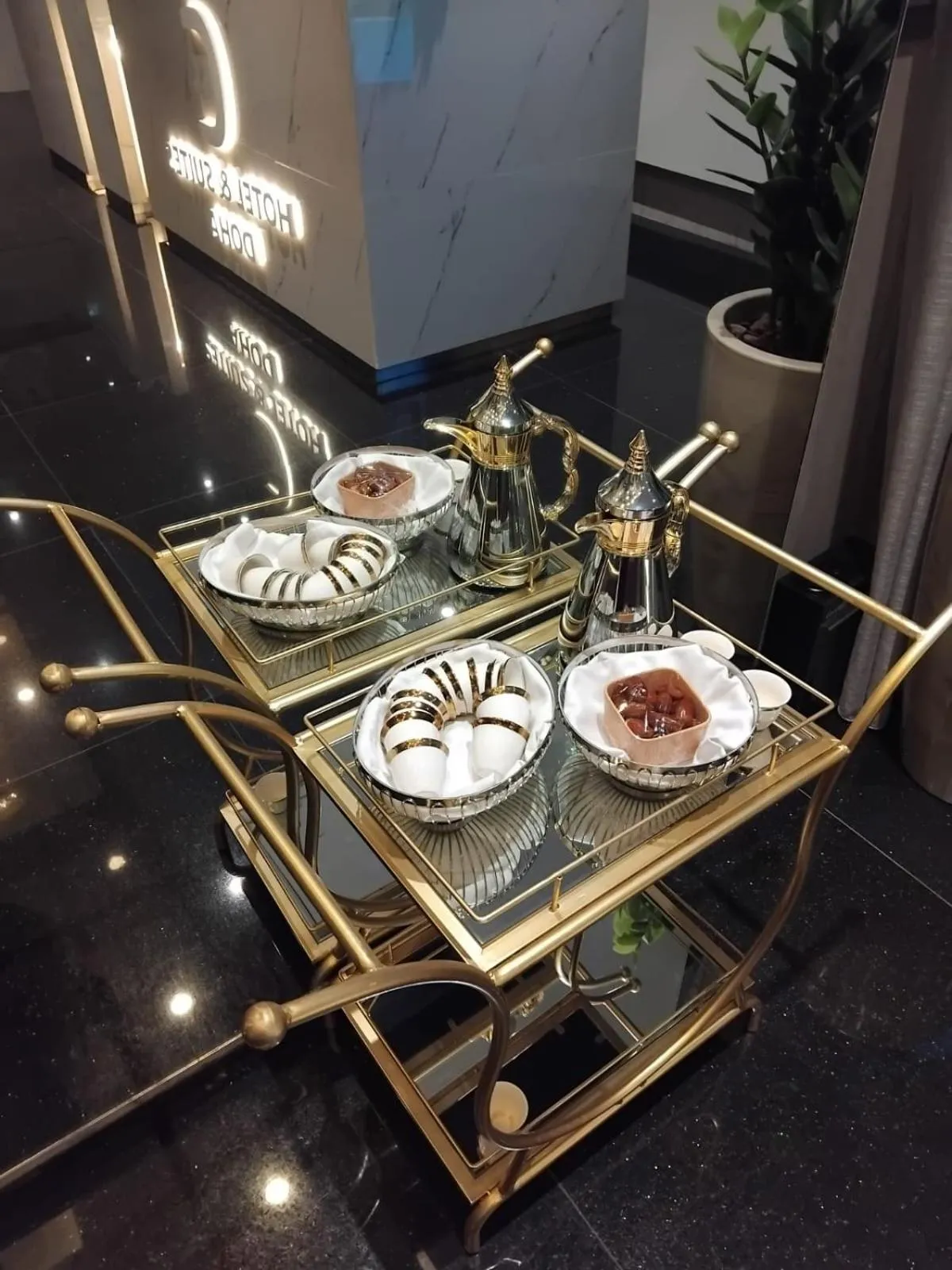 Lobby or reception in C - Hotel and Suites Doha